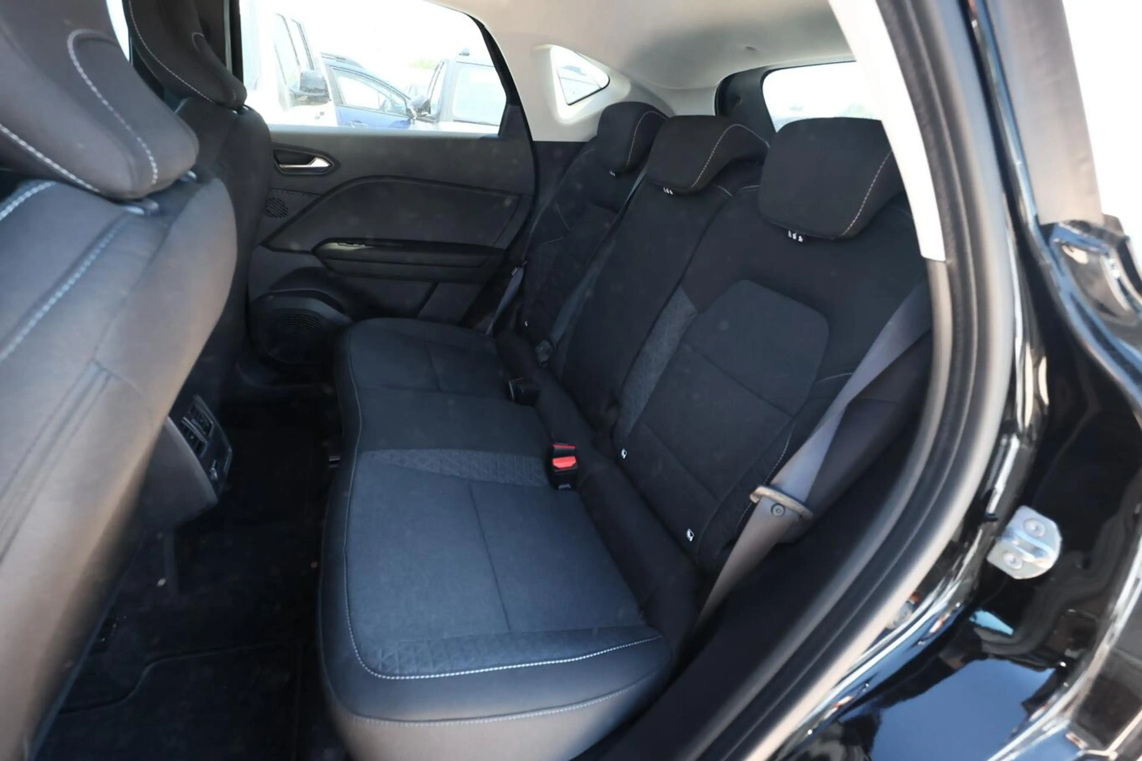 Mitsubishi ASX 1.0 Turbo 91 Plus Nav PDC Temp KeyLess DAB 67 k... — photo 10