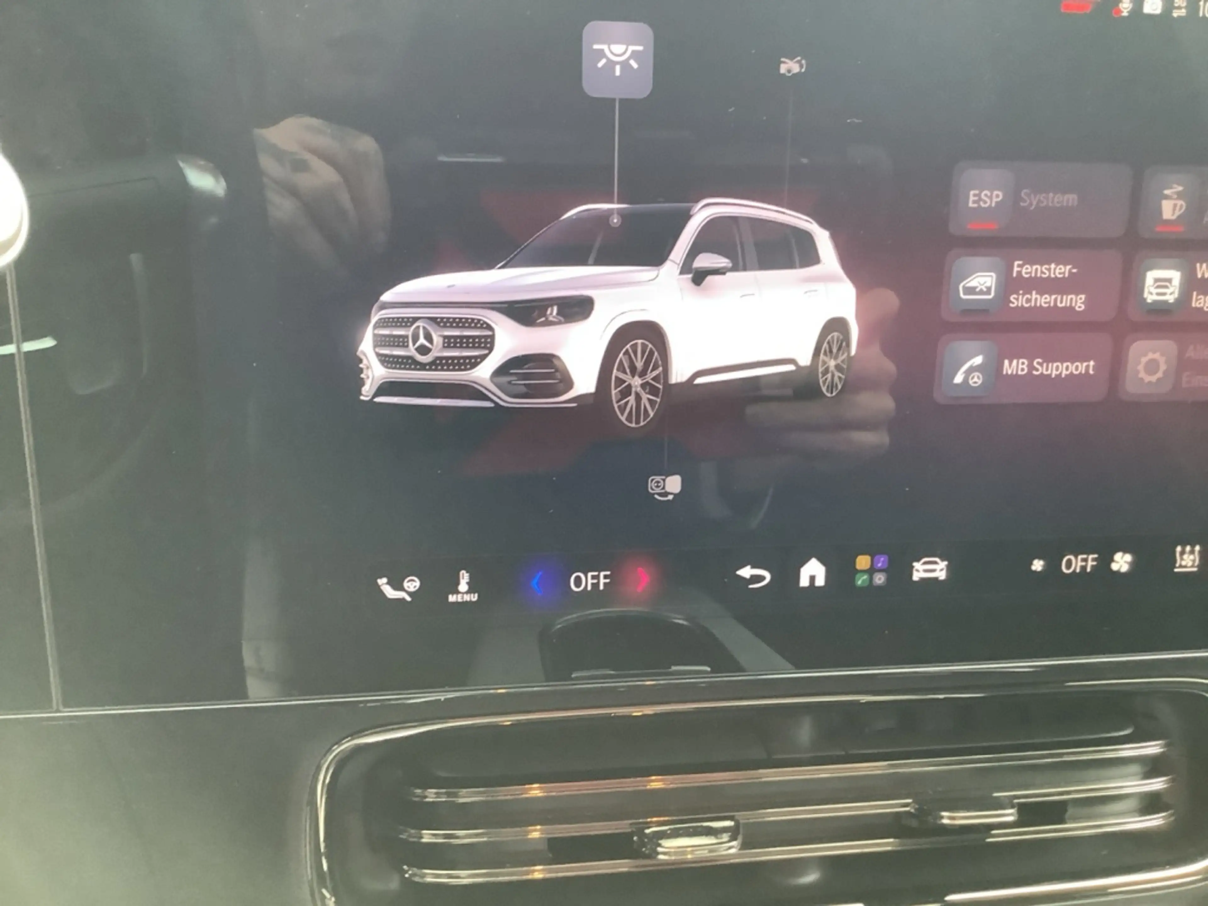 Mercedes-Benz GLB 250 + EQ Technologie +AMGLINE+19"AMGLMR+LED+ — photo 11