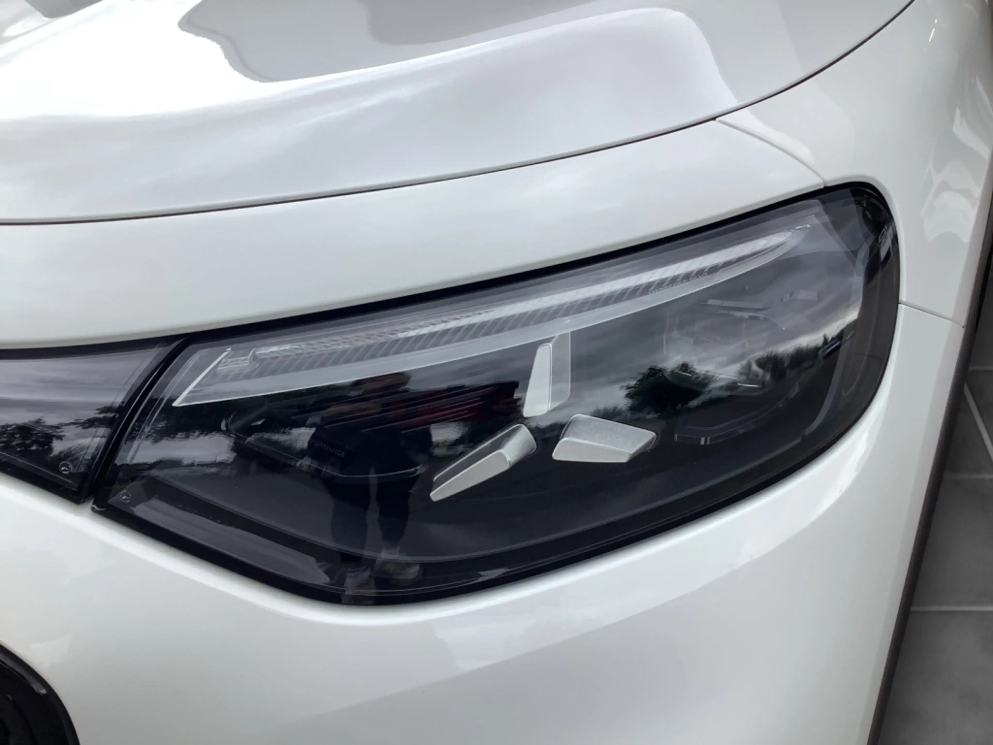 Mercedes-Benz GLB 250 + EQ Technologie +AMGLINE+19"AMGLMR+LED+ — photo 19