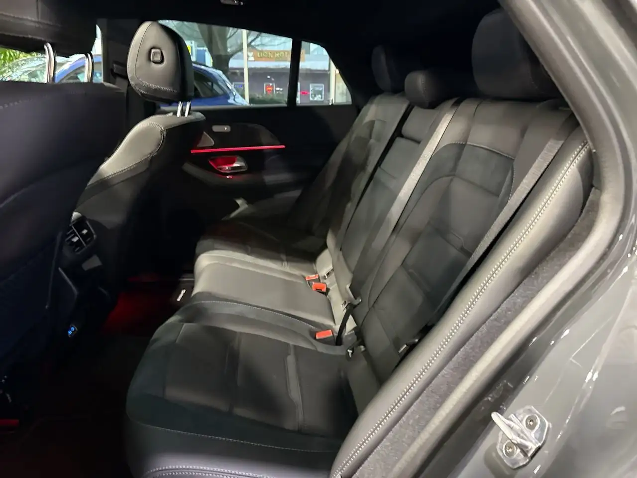 Mercedes-Benz GLE снимка Mercedes-Benz GLE