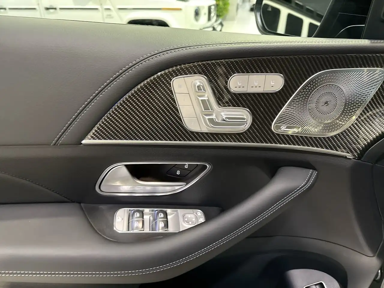 Mercedes-Benz GLE снимка Mercedes-Benz GLE