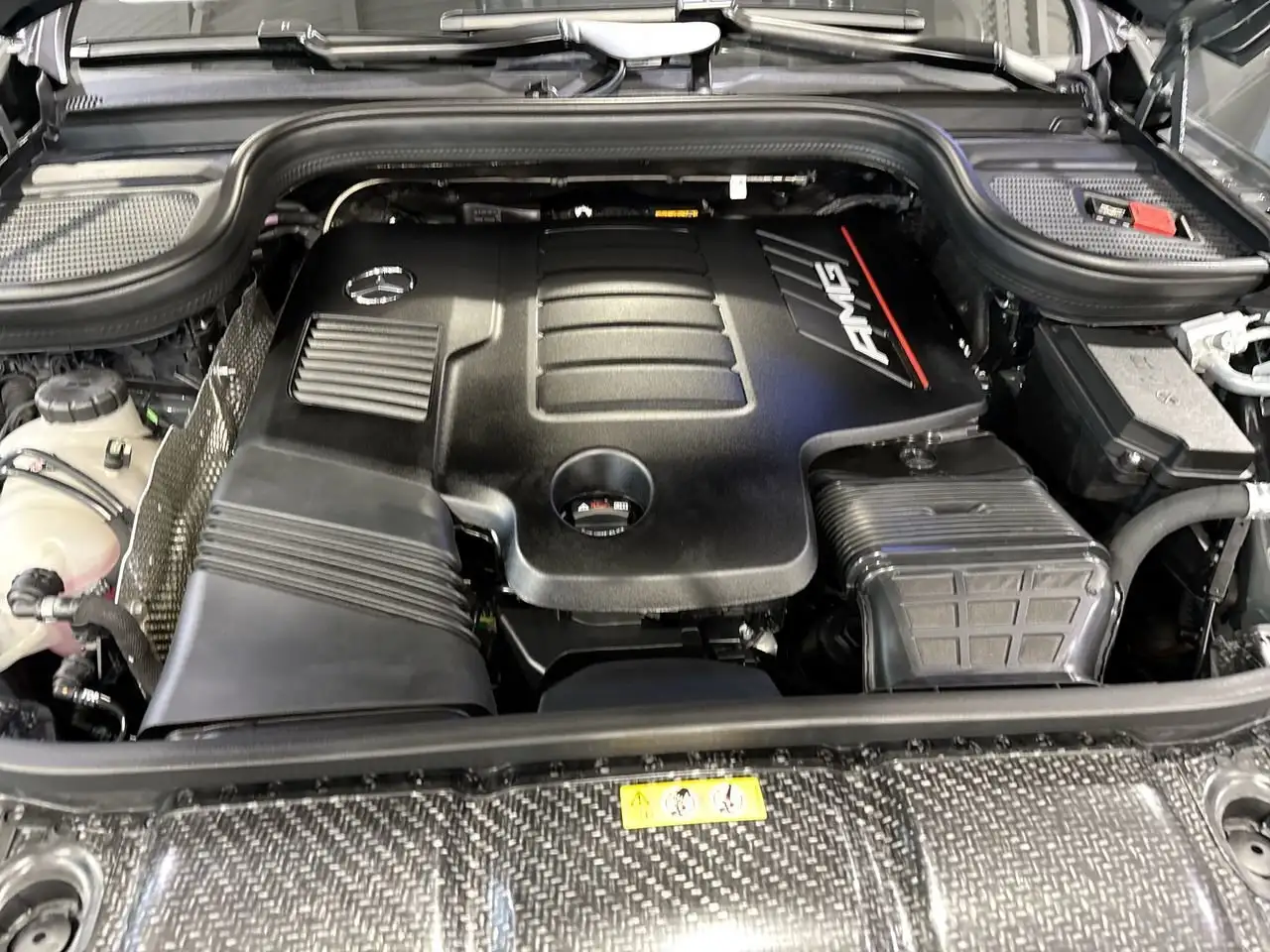 Mercedes-Benz GLE снимка Mercedes-Benz GLE