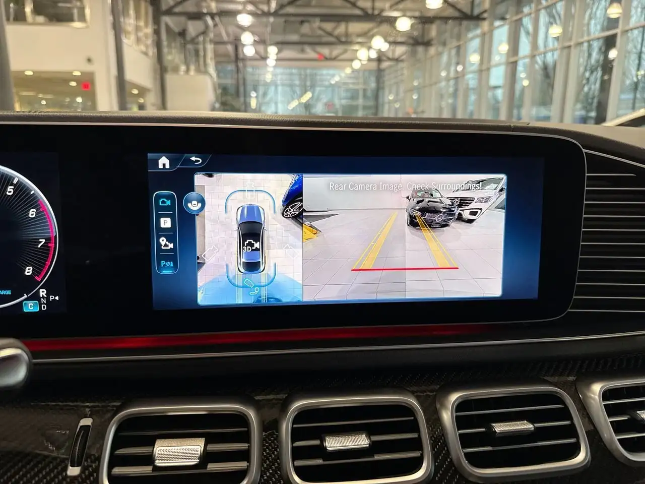 Mercedes-Benz GLE снимка Mercedes-Benz GLE
