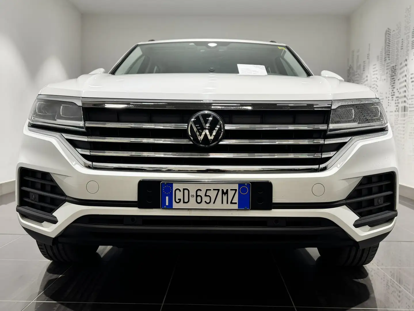 Volkswagen Touareg Touareg III 2018 3.0 V6 tdi 231cv tiptronic Blanc - 2