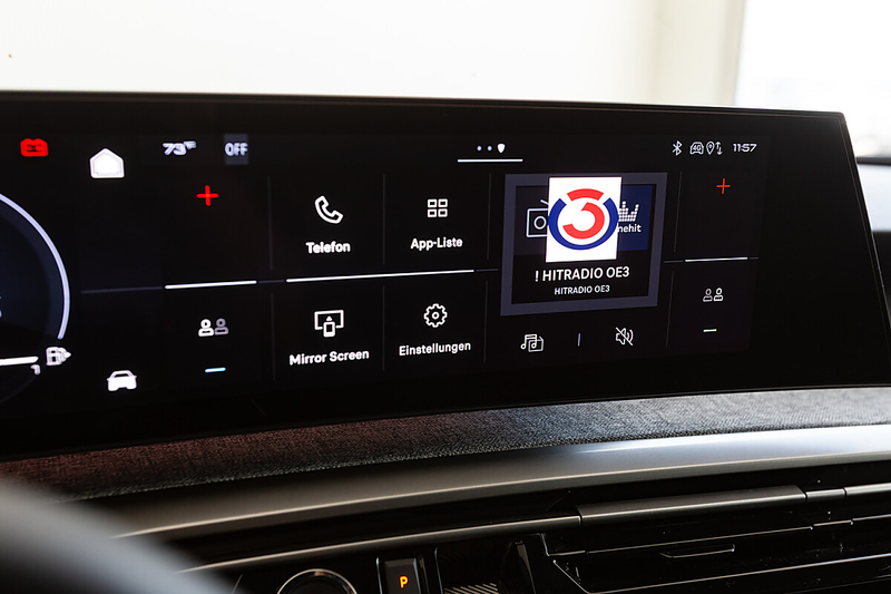Peugeot 5008 1.2 Hybrid 136 Allure — photo 8