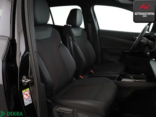 Volkswagen Id.4 view 11