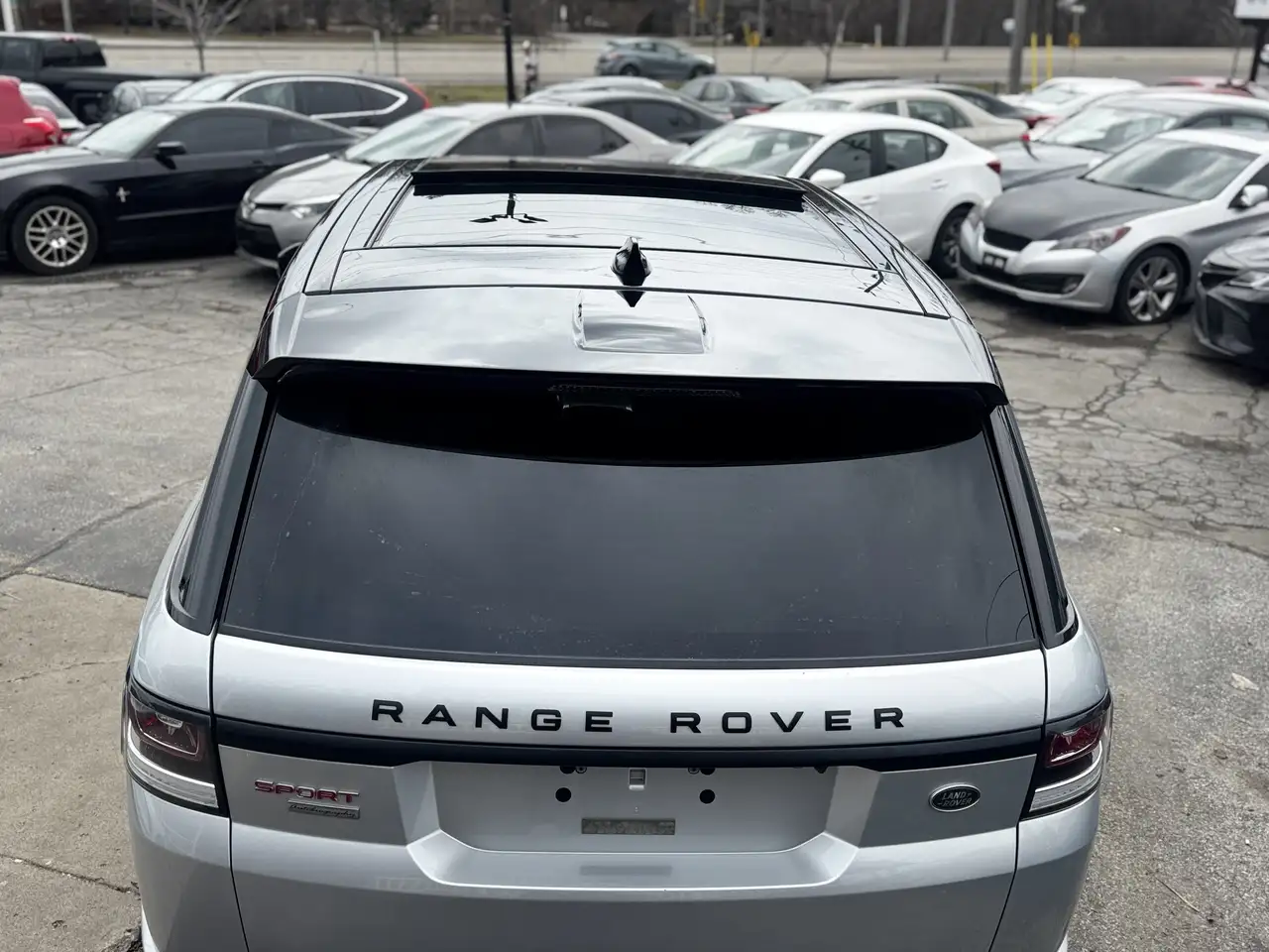 Land Rover Range Rover Sport снимка Land Rover Range Rover Sport