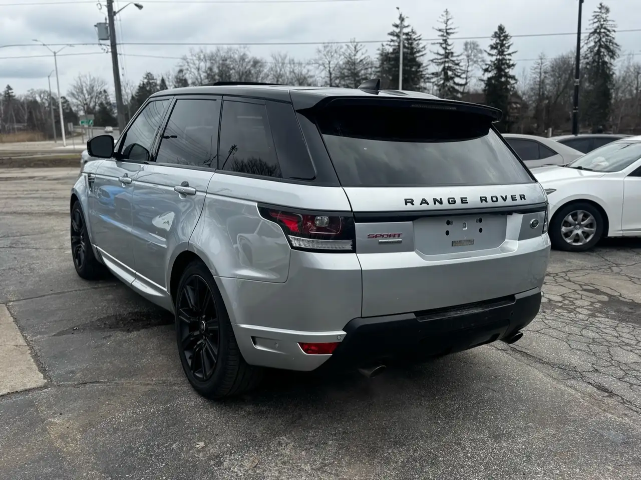 Land Rover Range Rover Sport снимка Land Rover Range Rover Sport