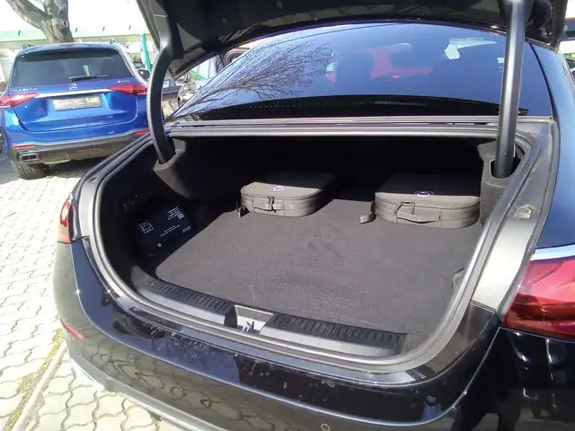 Mercedes-Benz E 300 de AMG Ö-Edition Anhängevorr. Ansicht 17