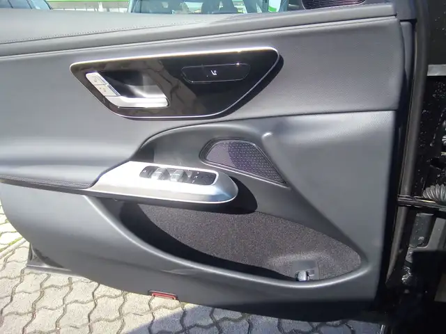 Mercedes-Benz E 300 de AMG Ö-Edition Anhängevorr. Ansicht 14