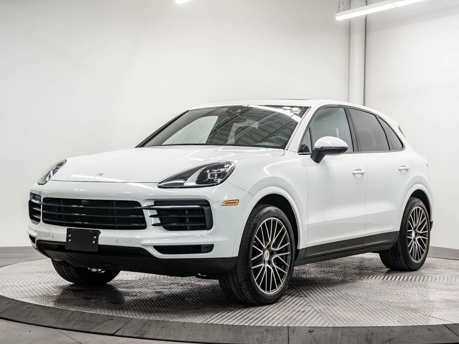 2022 Porsche Cayenne | Accident Free | Prem. Package | Surround View |