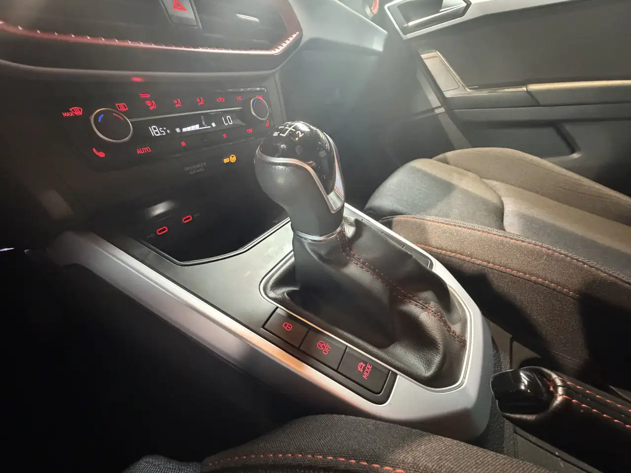 SEAT Arona 1.0 TSI Style NAVIGATIE, миниатюра 25