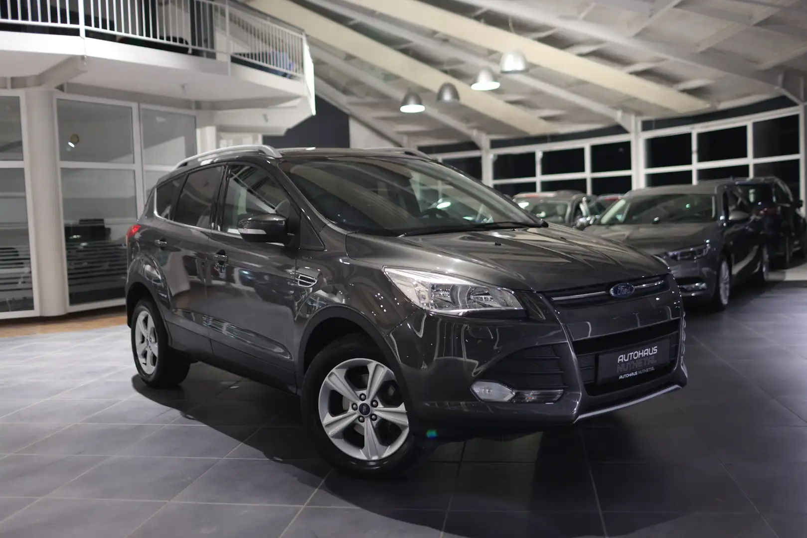 Ford Kuga 1,5 SYNC EDITION Grau - 1