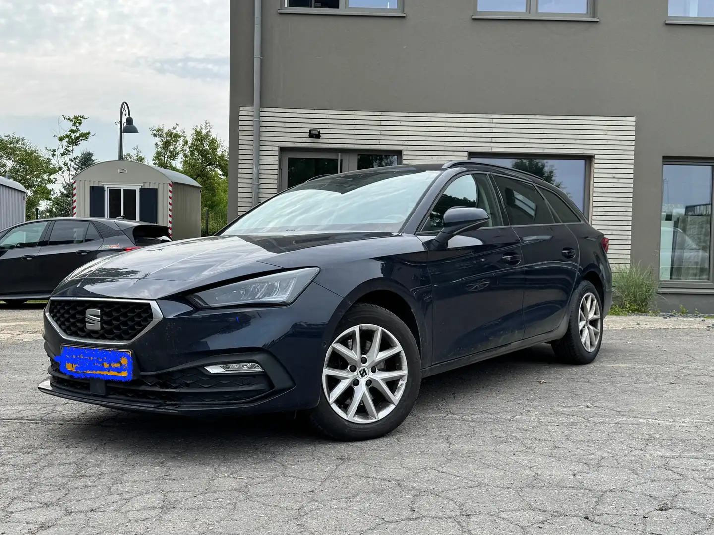 SEAT Leon Leon Sportstourer 2.0 TDI DSG Style Bleu - 1