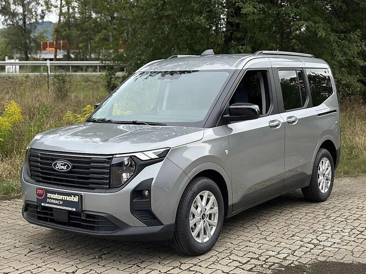 Ford Tourneo Courier 1,0 EcoBoost Titanium Aut. Silber - 1