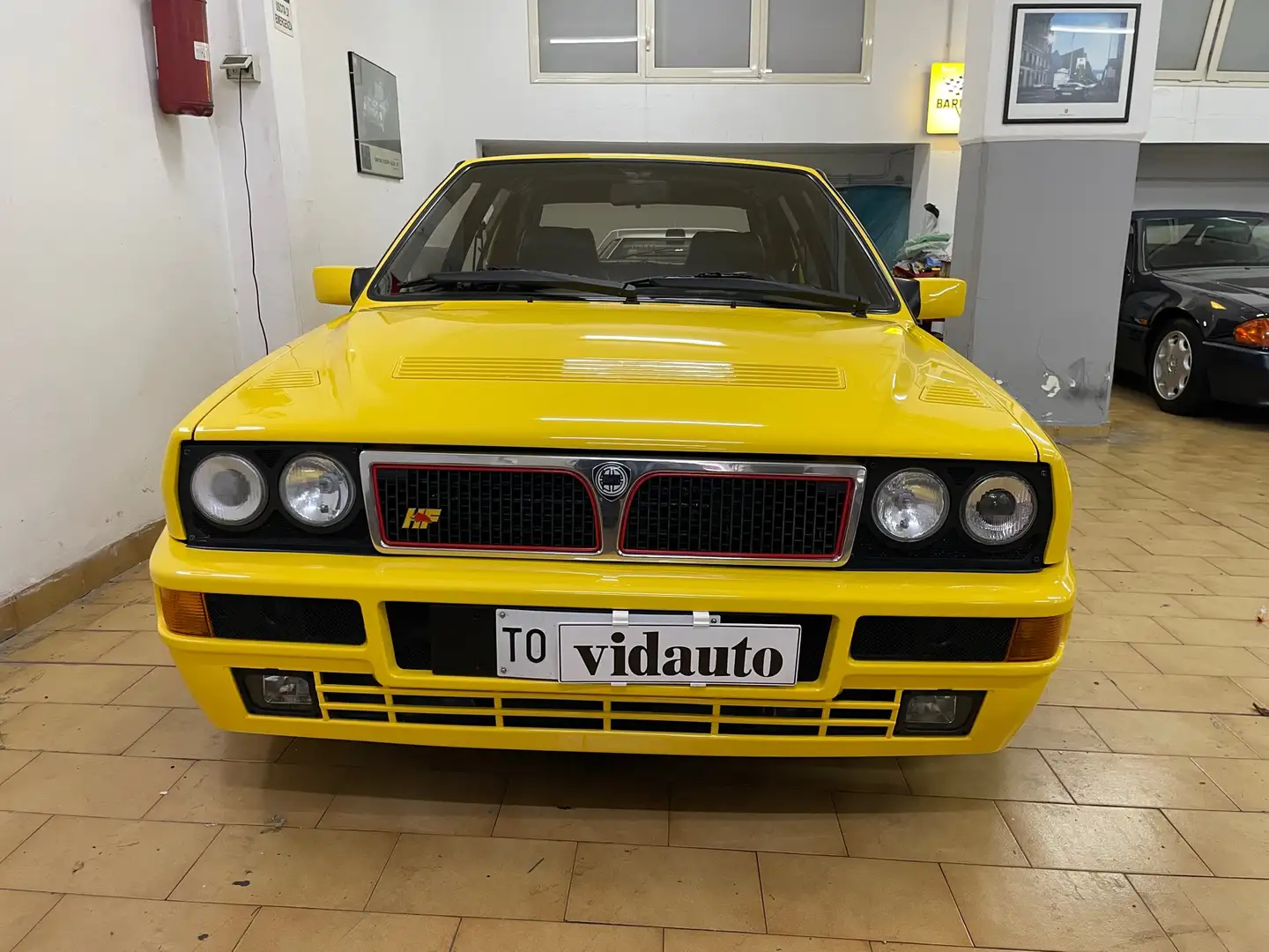 Lancia Delta 2.0 16v HF Integrale Evoluzione Žlutá - 2