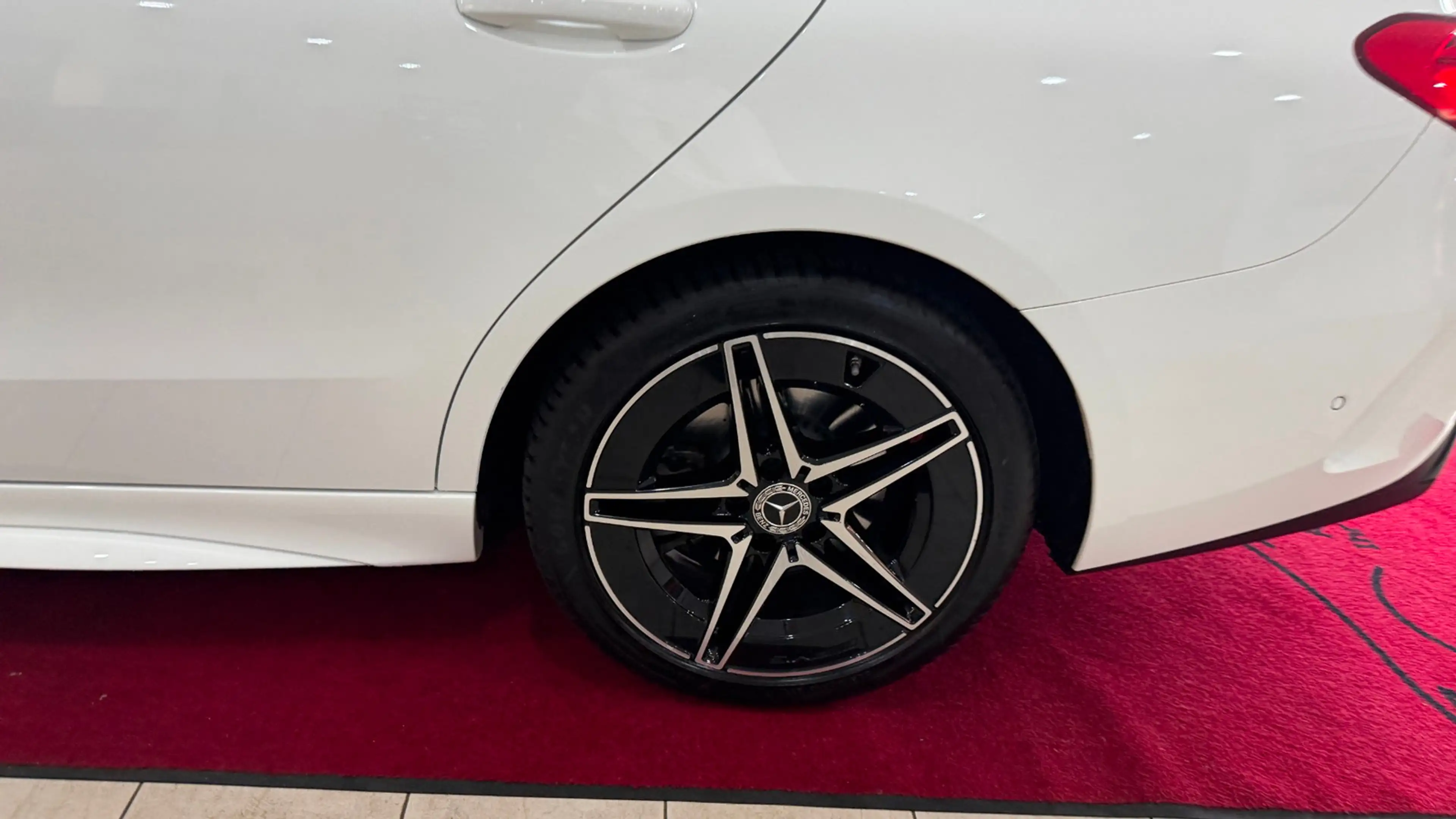 Mercedes-Benz C 180 9G T AMG-LINE — photo 8