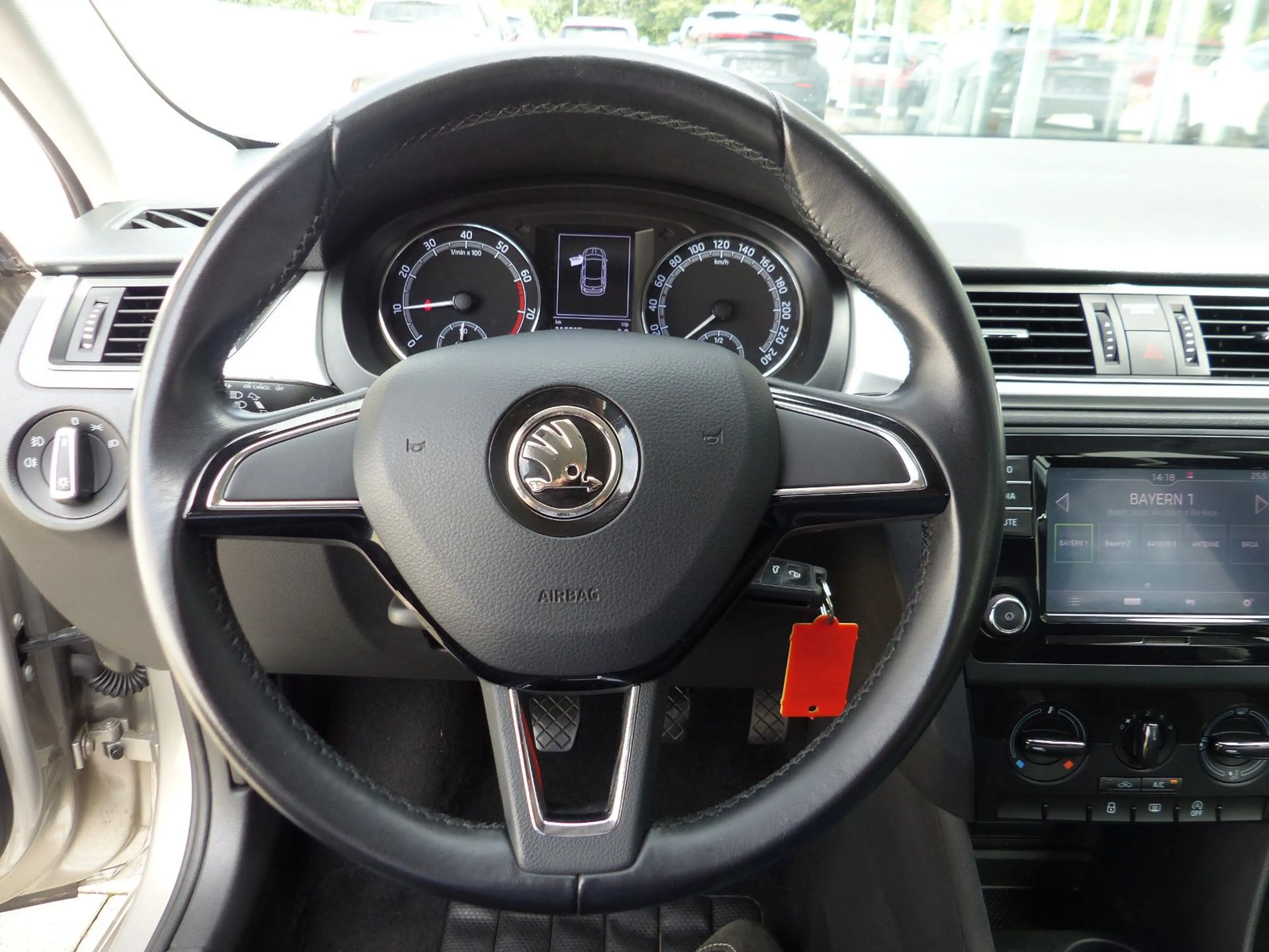 Skoda Rapid/Spaceback Spaceback 1.0 TSI Ambition Tempomat PDC — photo 13