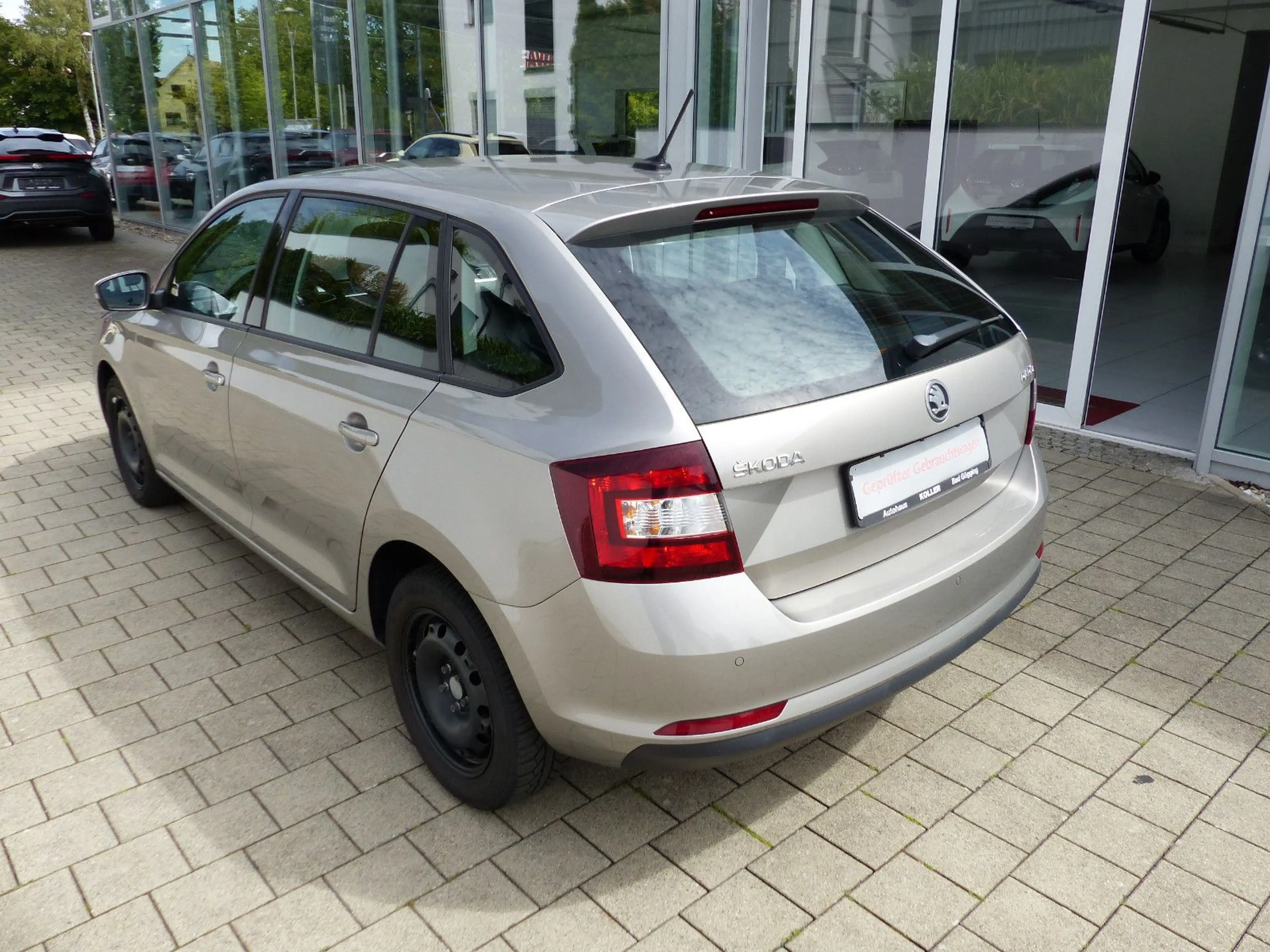 Skoda Rapid/Spaceback Spaceback 1.0 TSI Ambition Tempomat PDC — photo 2