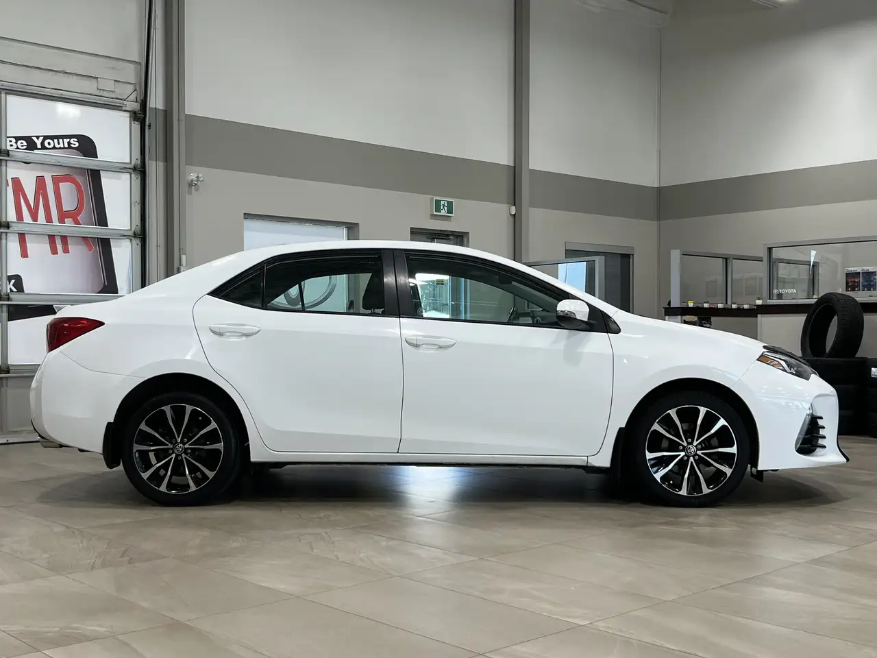 Toyota Corolla снимка Toyota Corolla
