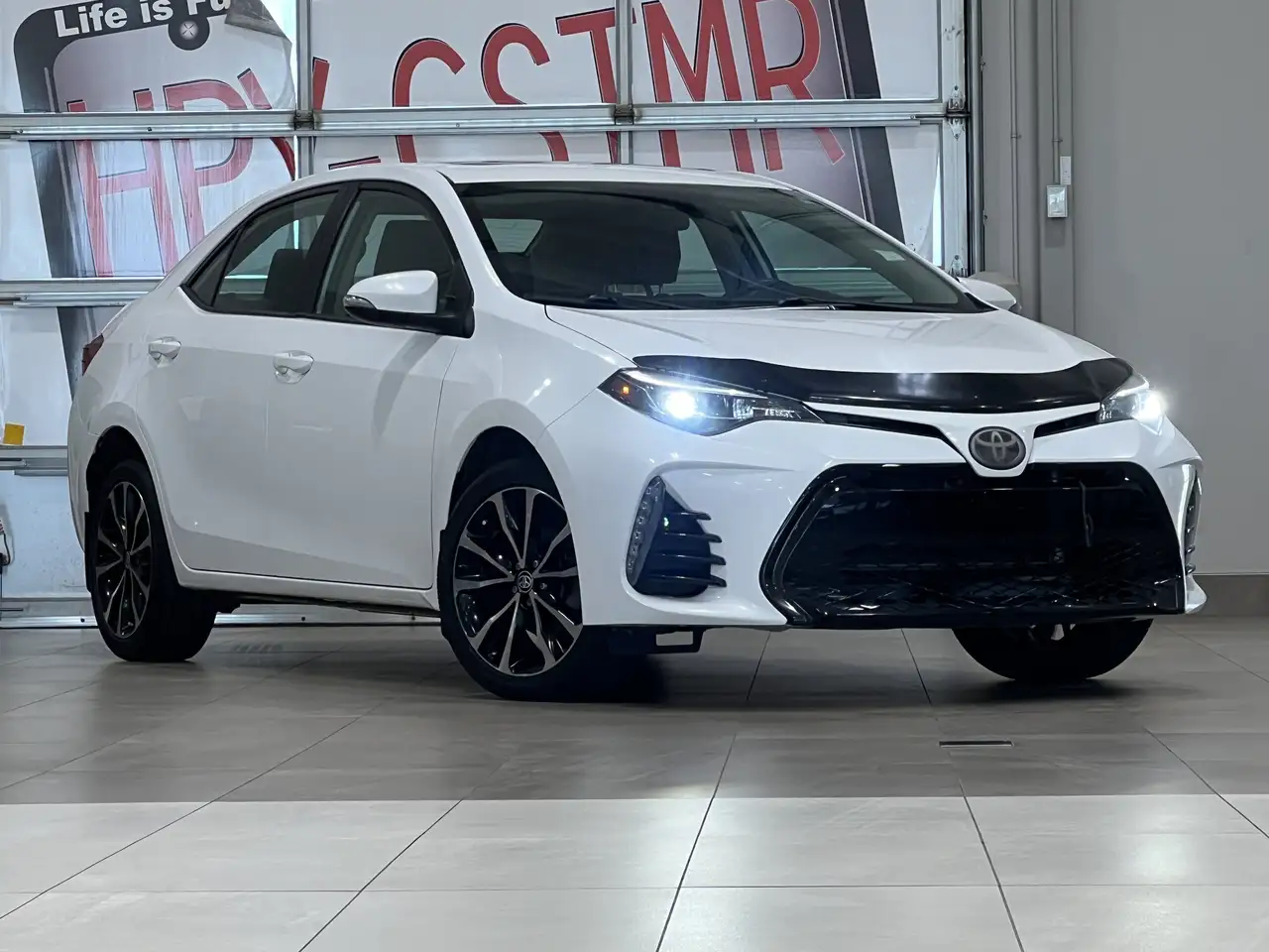 Toyota Corolla снимка Toyota Corolla