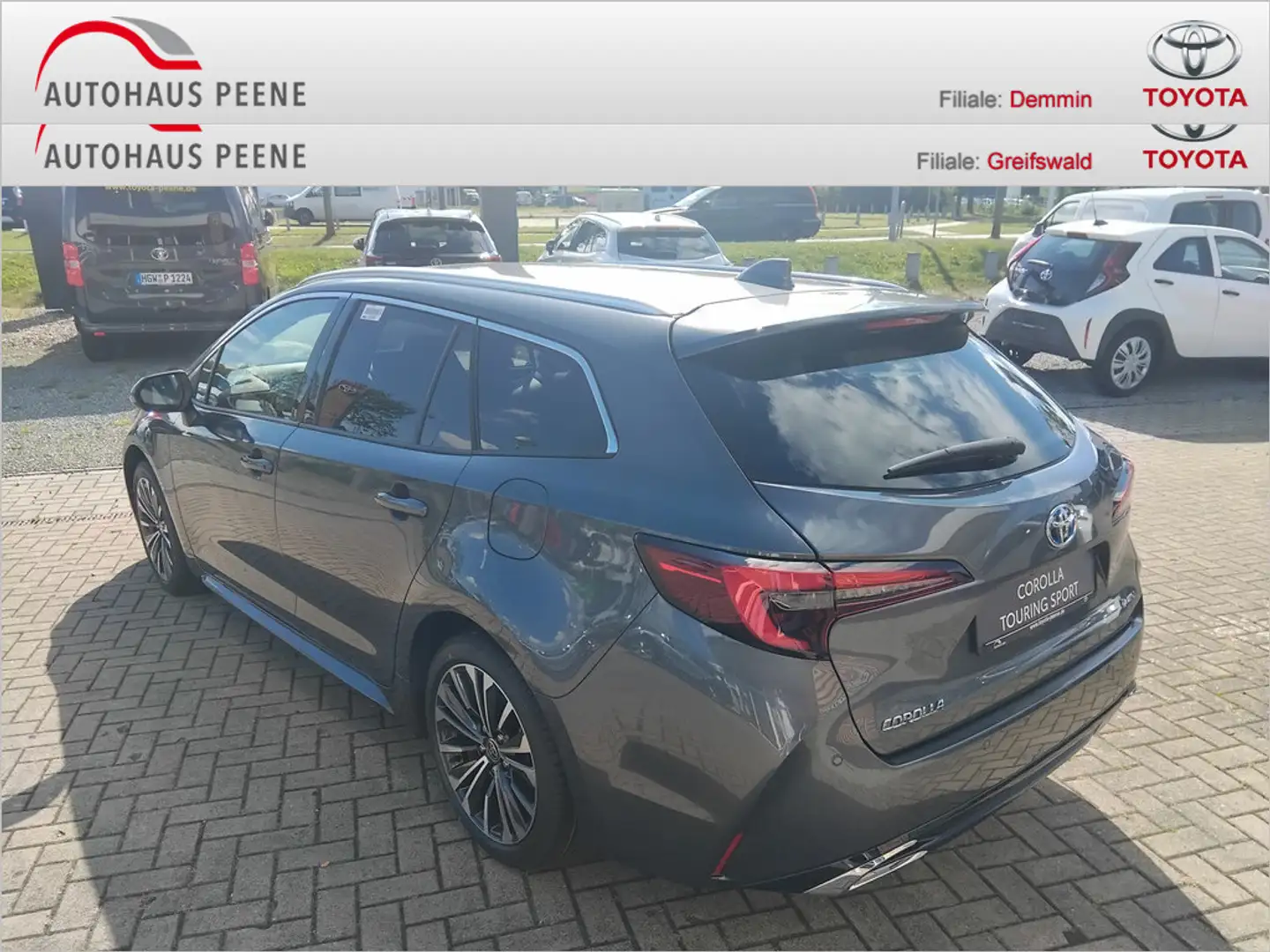 Toyota Corolla Touring Sports 1.8 Hybrid Teamplayer Gris - 2