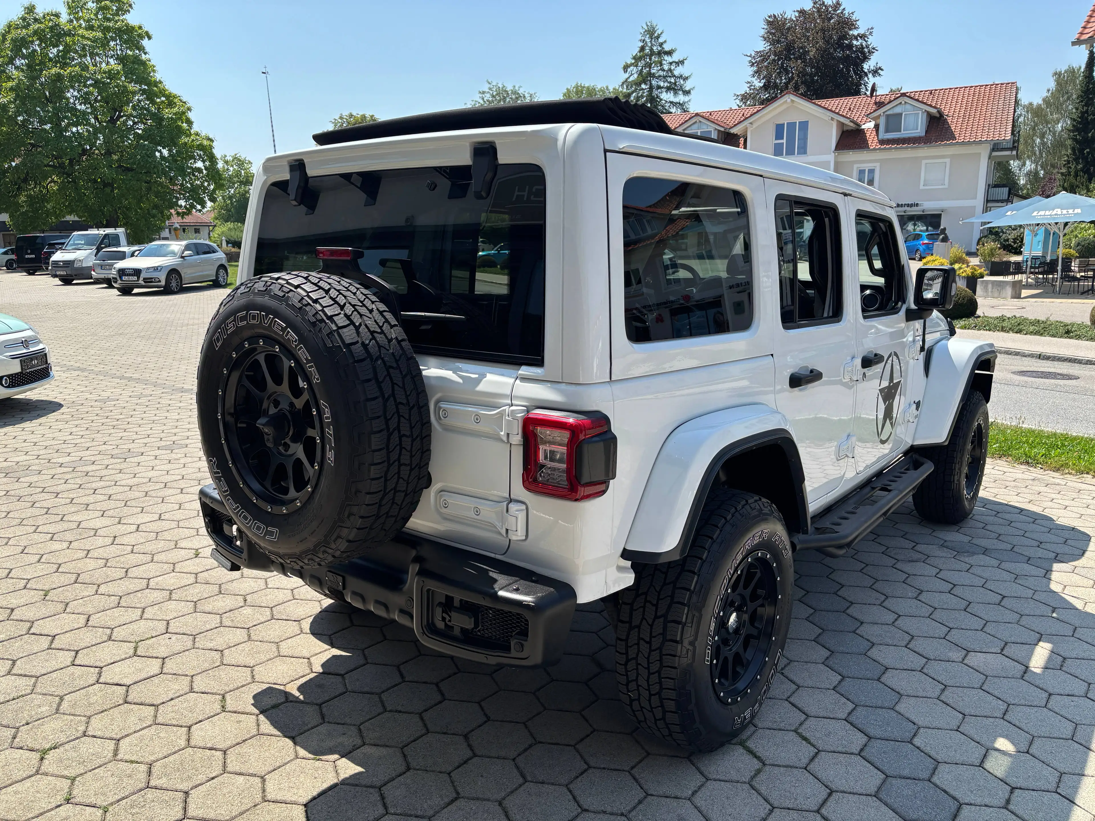 Jeep Wrangler Sahara UNLIMITED — photo 5