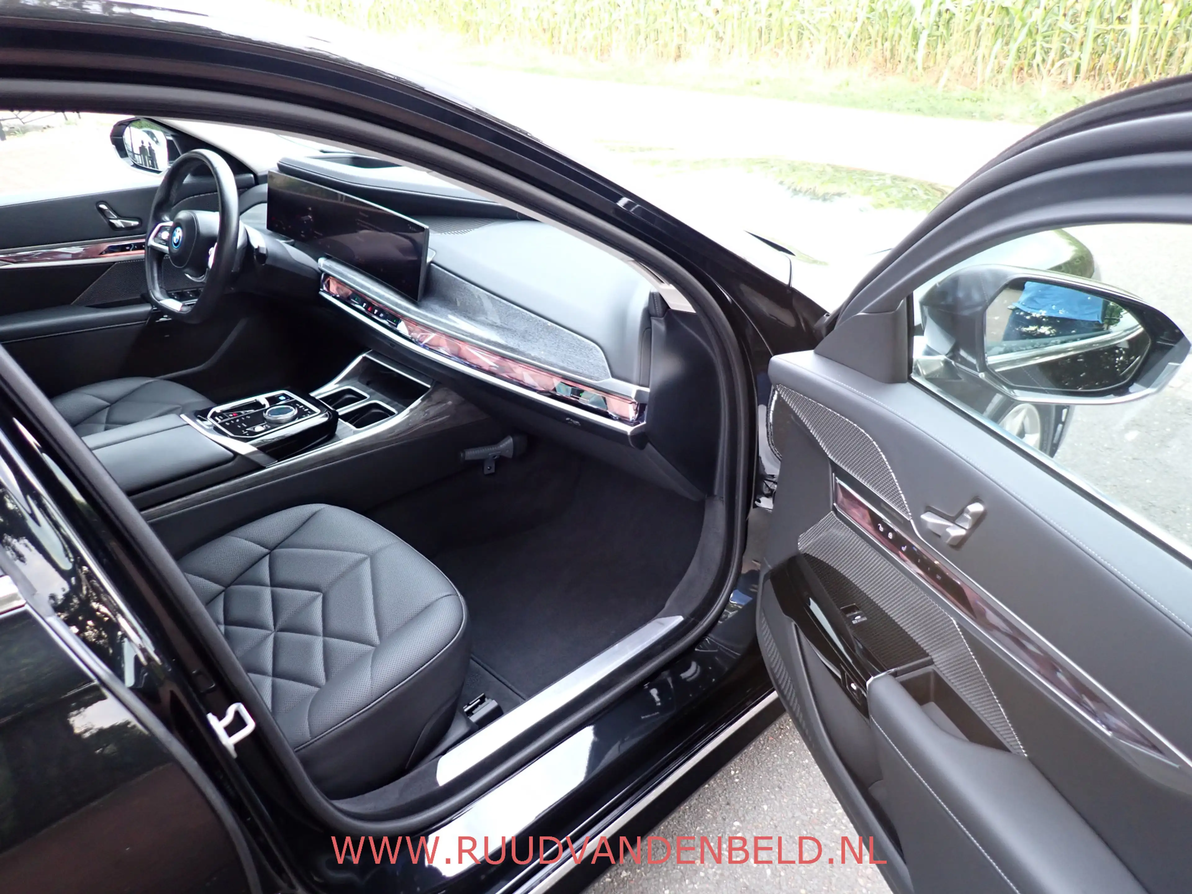 BMW i7 eDrive 106 kWh !! EX BTW 56.100 !! SOH 94% / HEAD- — photo 25