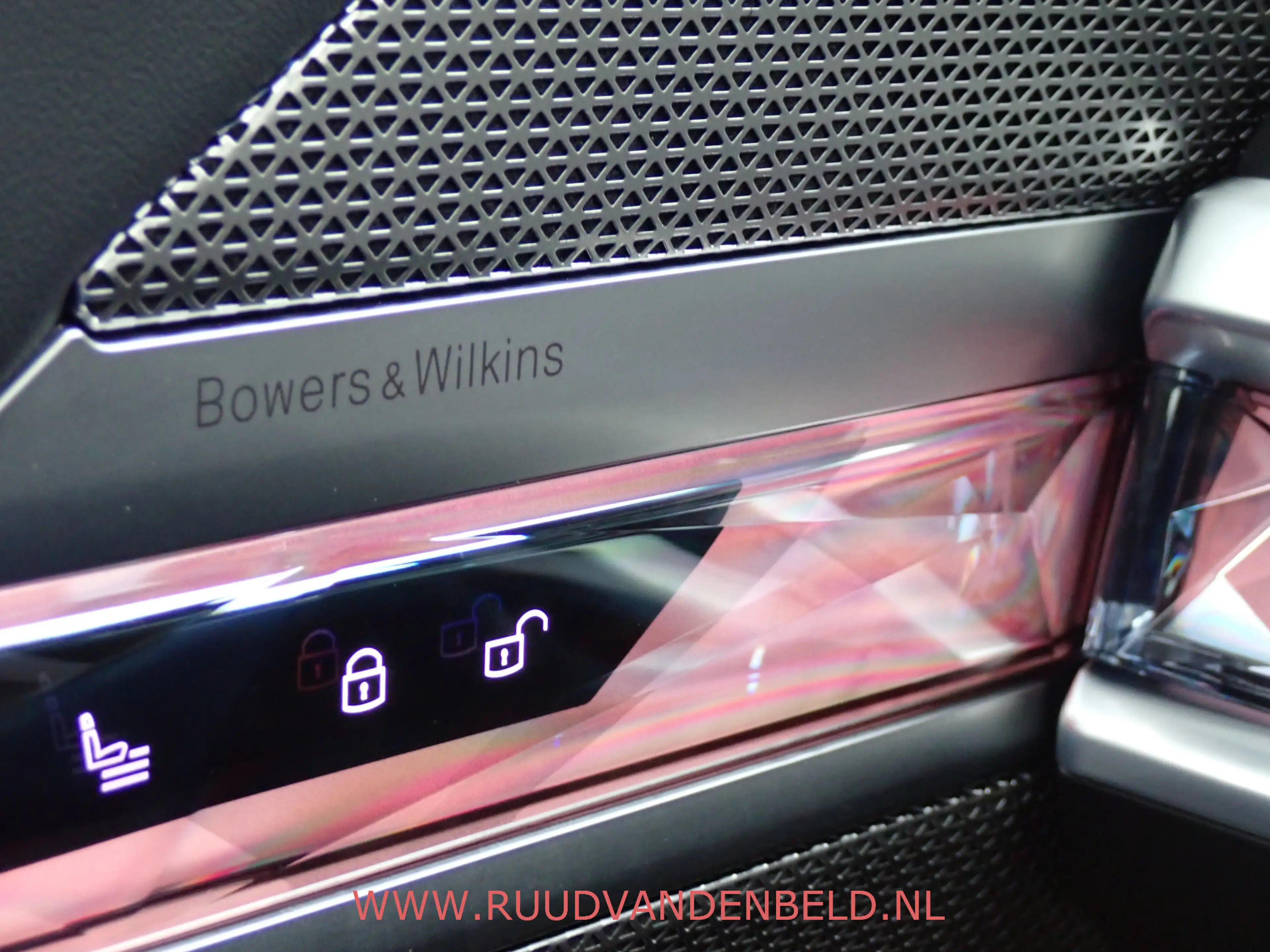 BMW i7 eDrive 106 kWh !! EX BTW 56.100 !! SOH 94% / HEAD- — photo 11