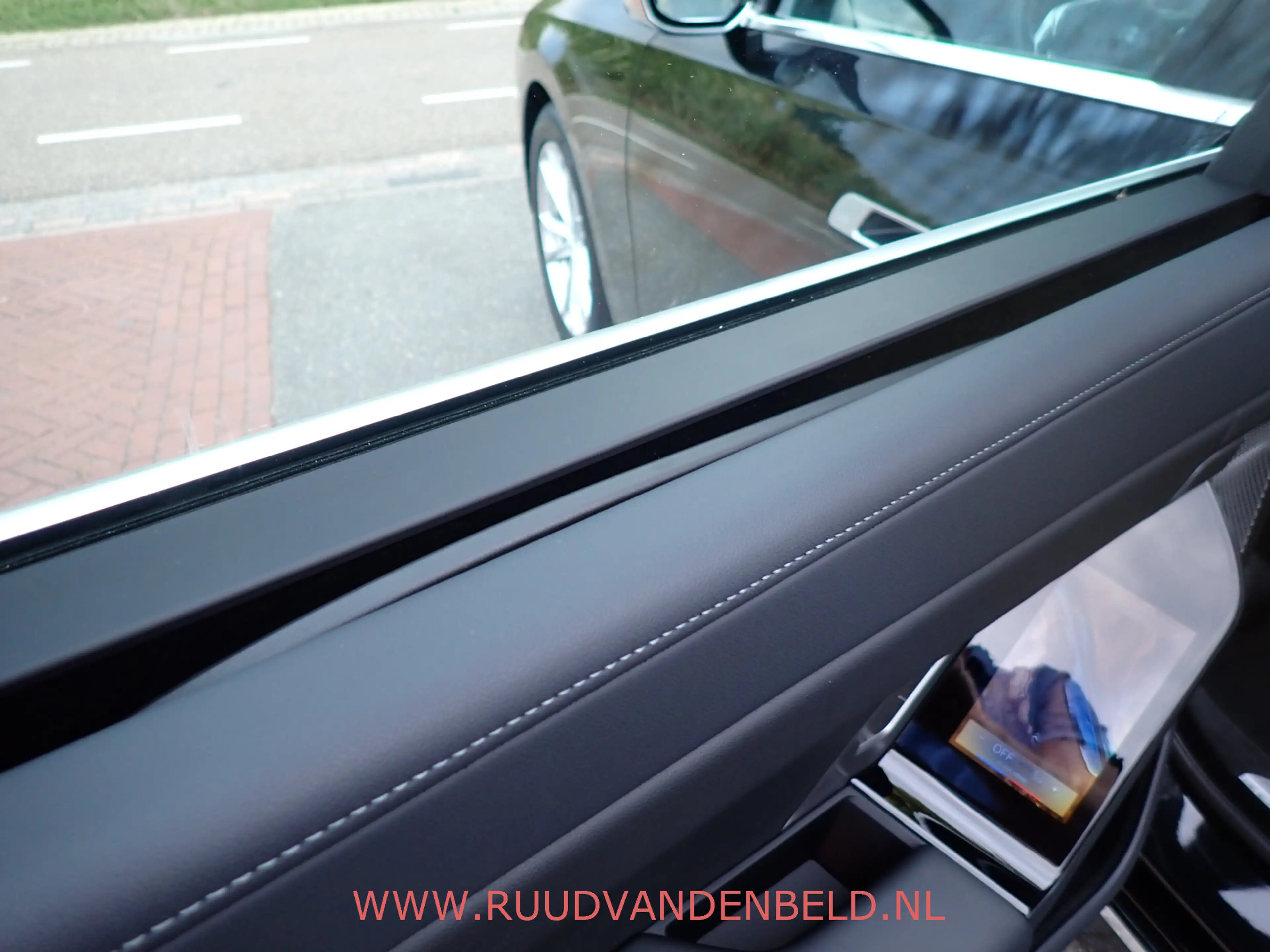 BMW i7 eDrive 106 kWh !! EX BTW 56.100 !! SOH 94% / HEAD- — photo 20