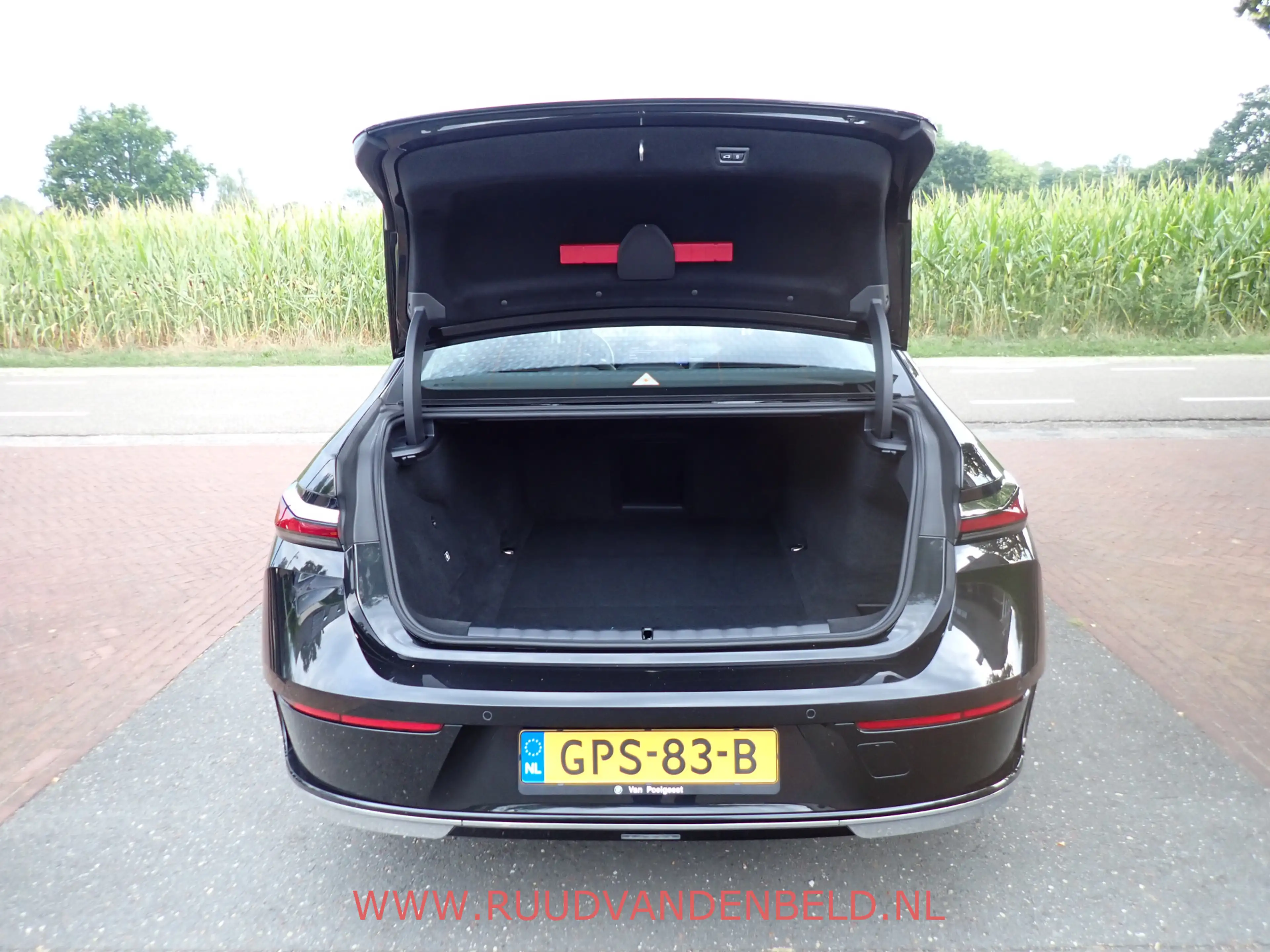 BMW i7 eDrive 106 kWh !! EX BTW 56.100 !! SOH 94% / HEAD- — photo 28