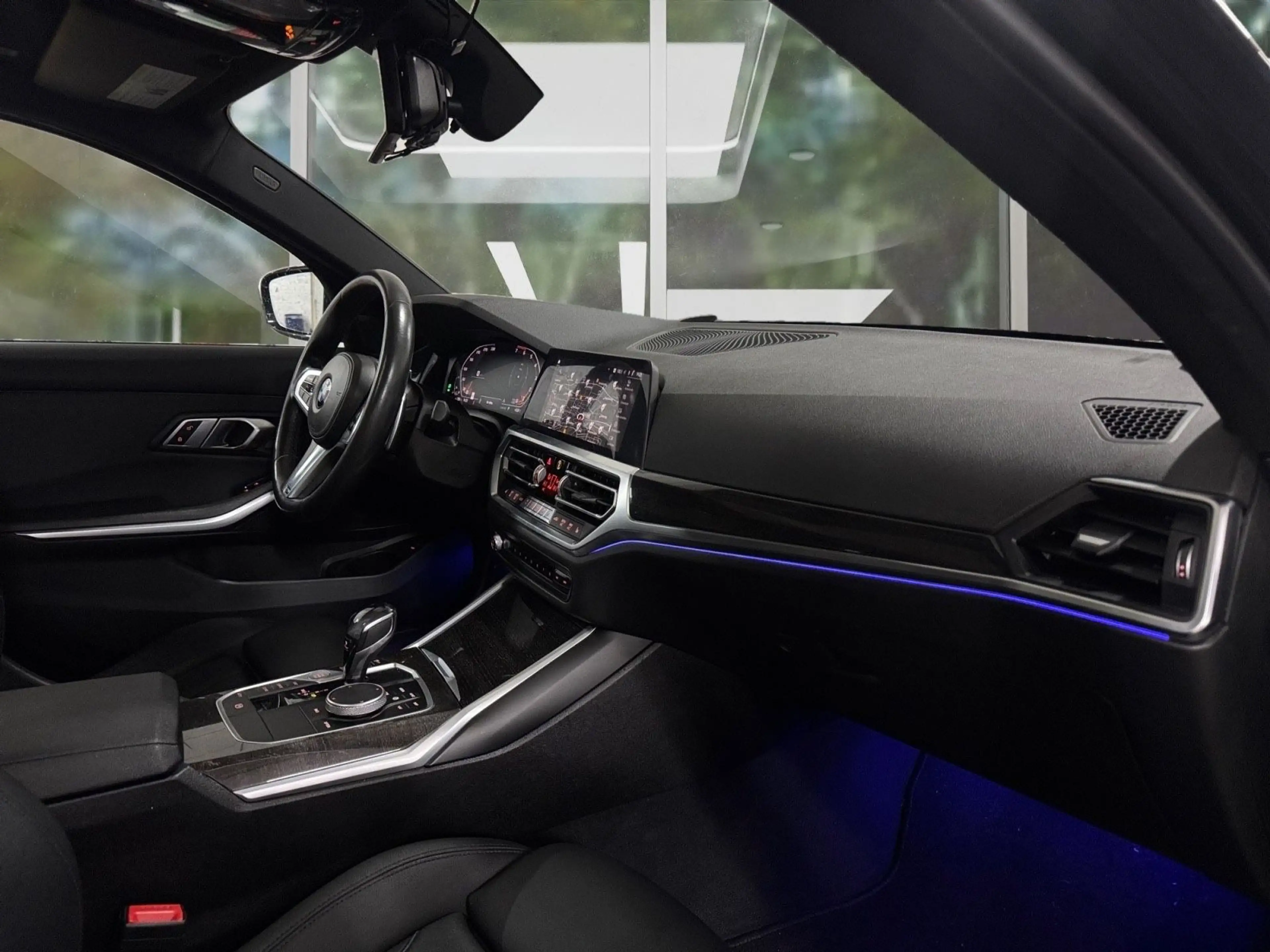 BMW 330 i xDrive M Sport Automatic, Sportsitze — photo 10
