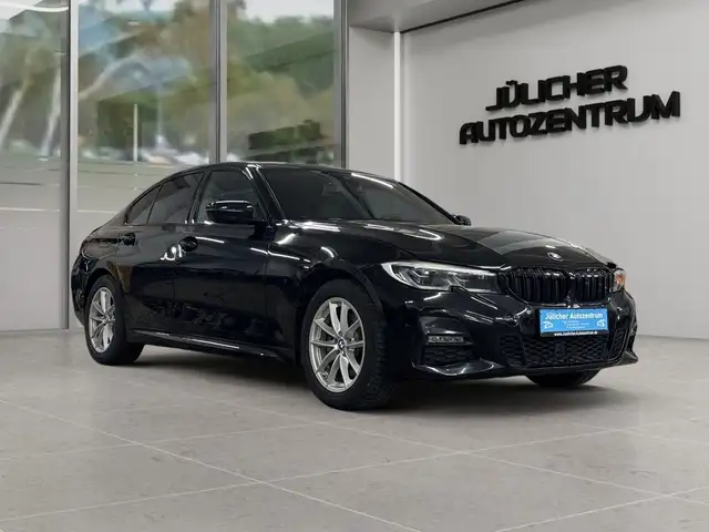 Bmw 330 i xDrive M Sport Automatic, Sportsitze