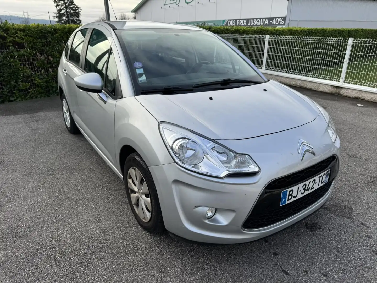 Citroen C3 1.4 VTi 95Ch Confort Gris - 2
