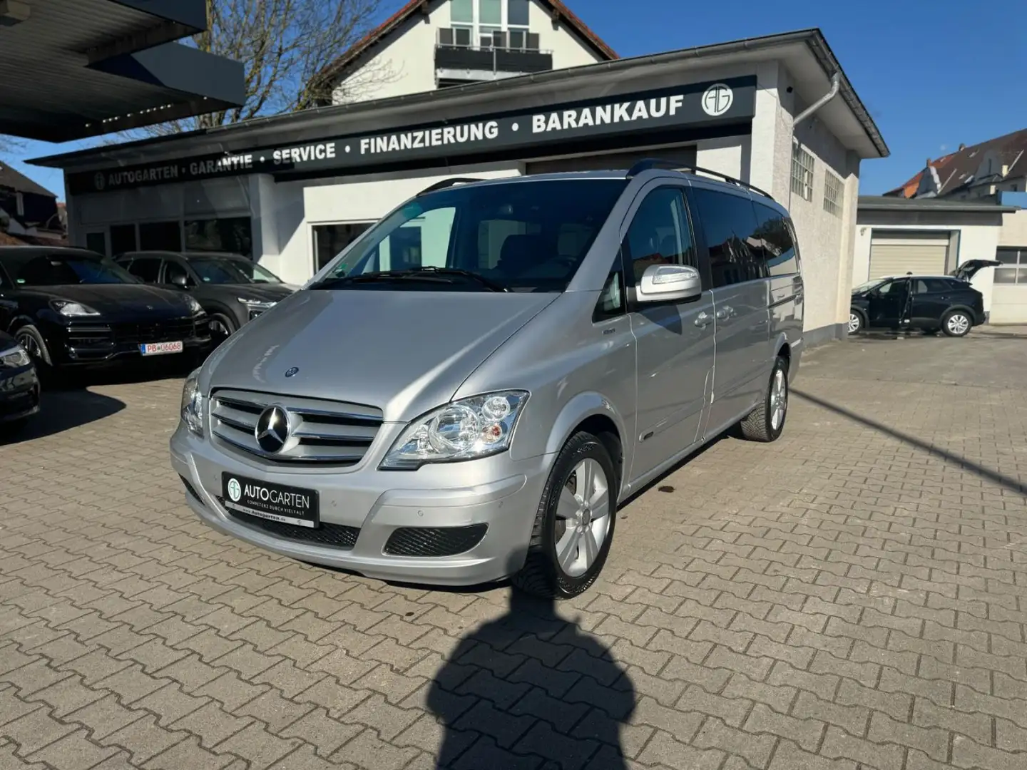 Mercedes-Benz Viano Mercedes-Benz Viano 2.2CDI lang*Edition*7-Sitzer Argent - 1