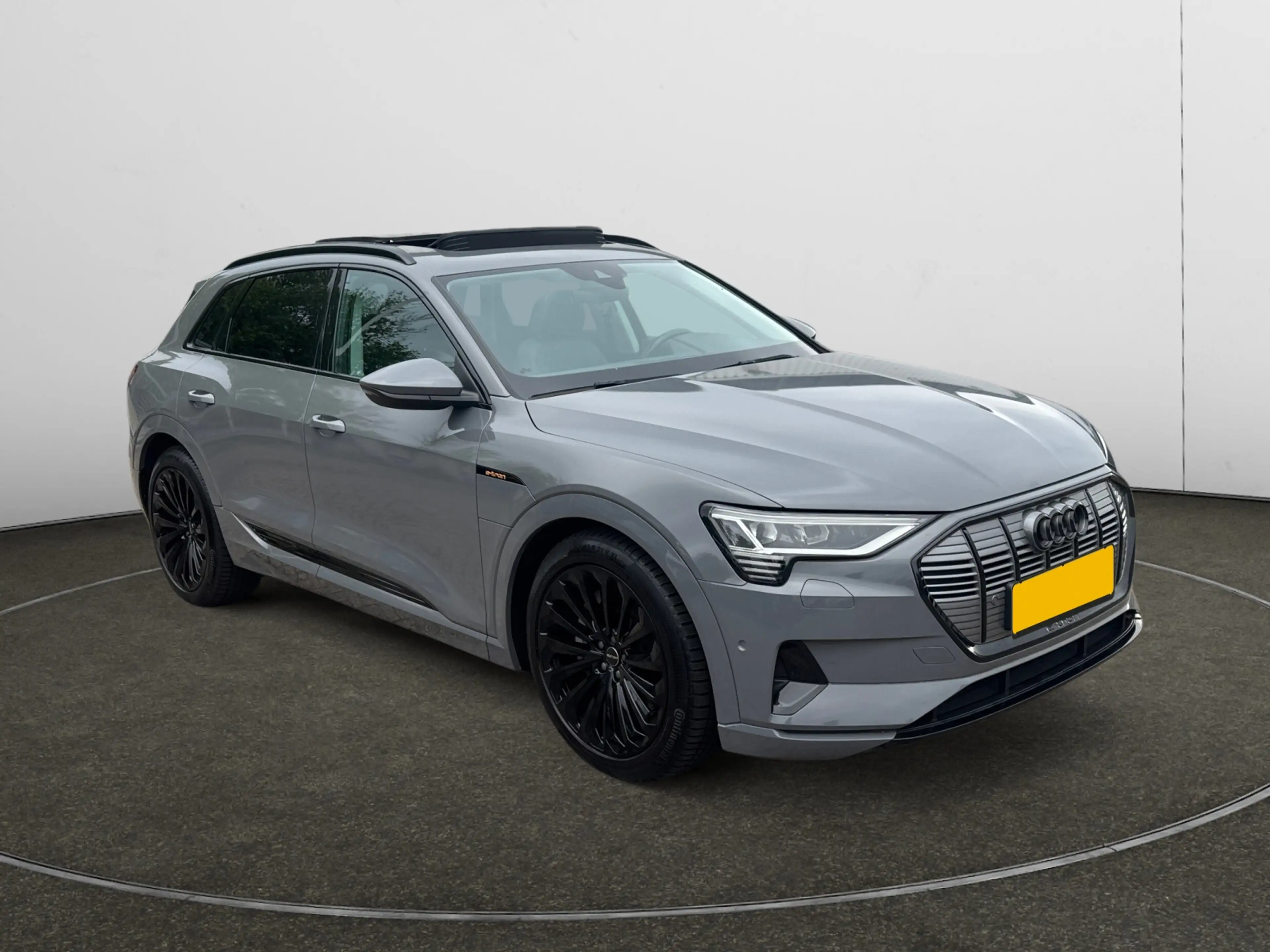 Audi e-tron e-tron Quattro S edition plus 71 kWh- SOH 92%, Nar — photo 4