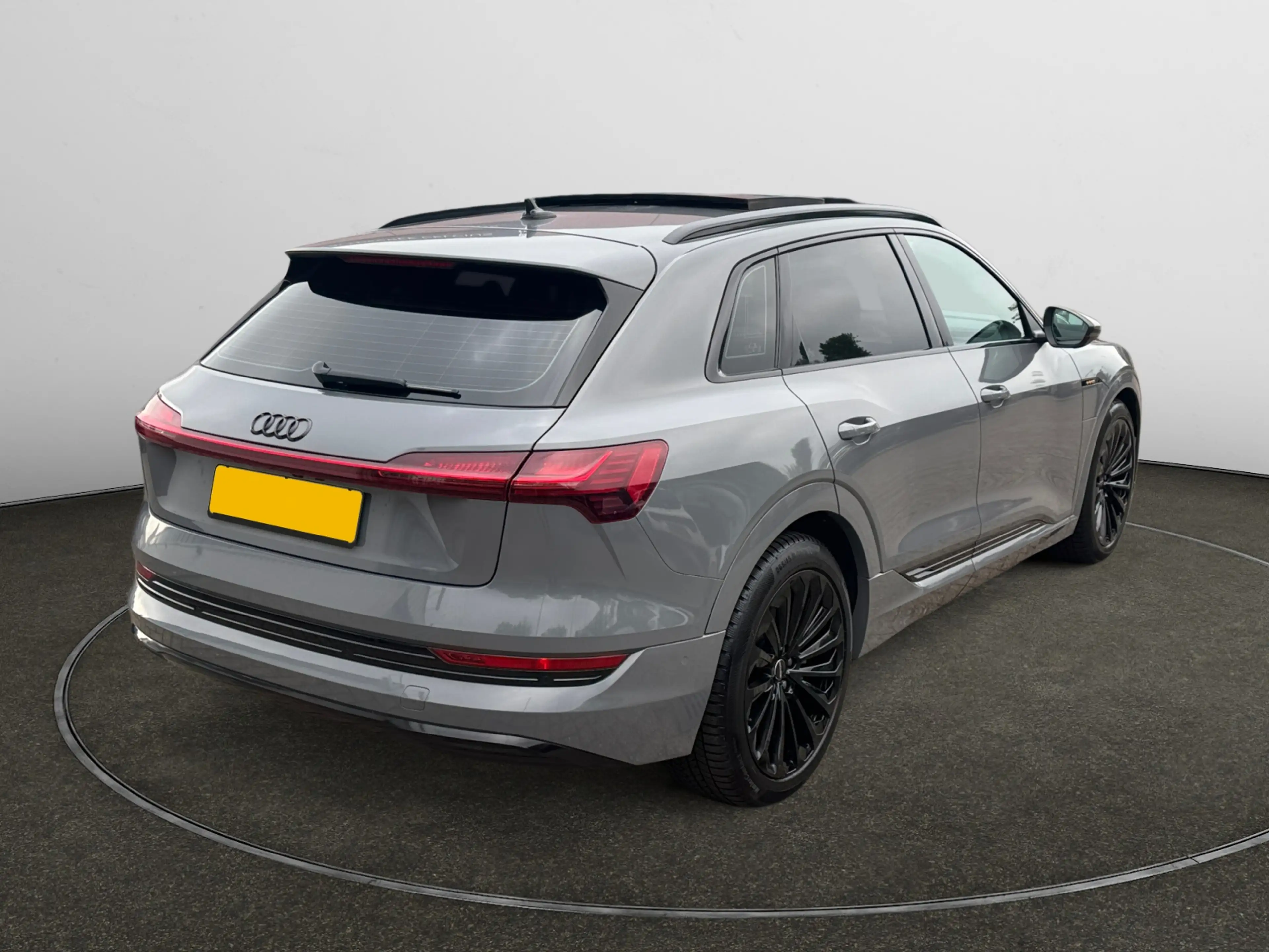 Audi e-tron e-tron Quattro S edition plus 71 kWh- SOH 92%, Nar — photo 5