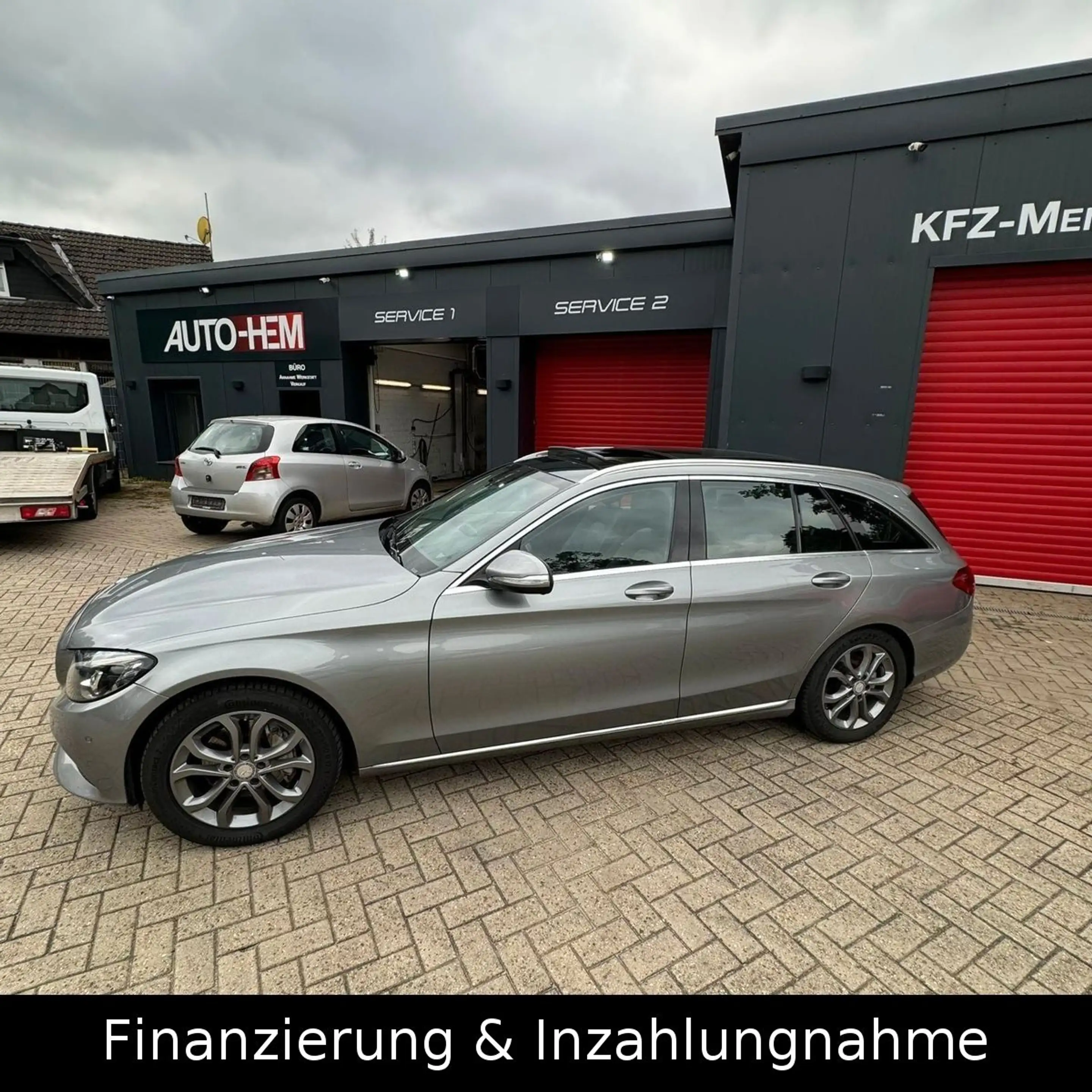 Mercedes-Benz C 250 Automatik Kamera Pano LED Head-Up AHK Navi — photo 3