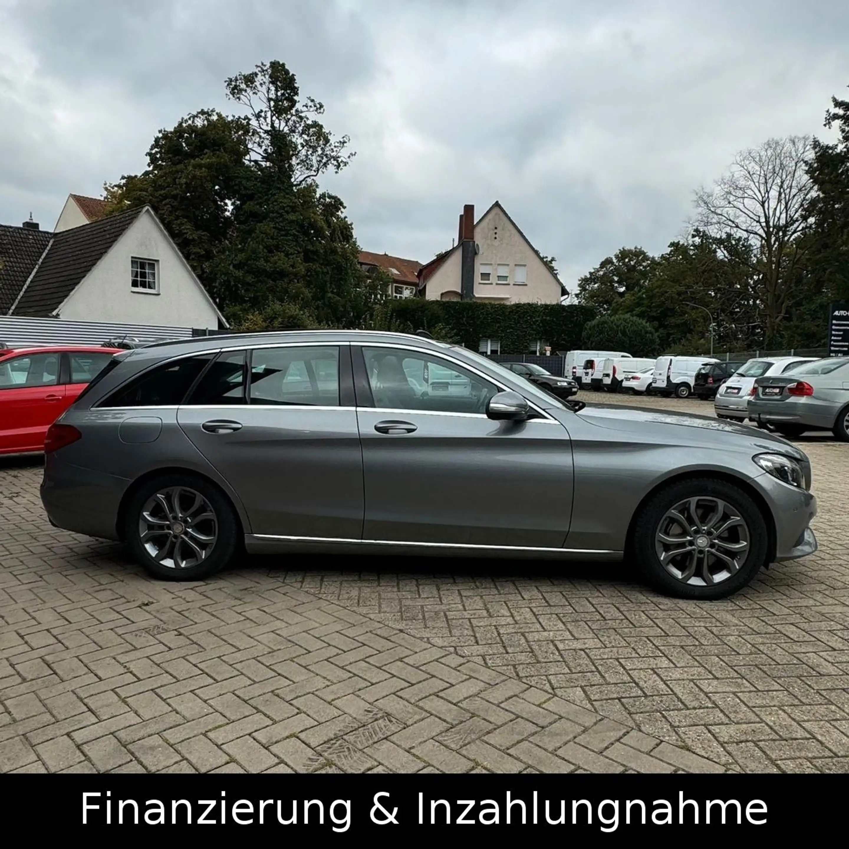 Mercedes-Benz C 250 Automatik Kamera Pano LED Head-Up AHK Navi — photo 6