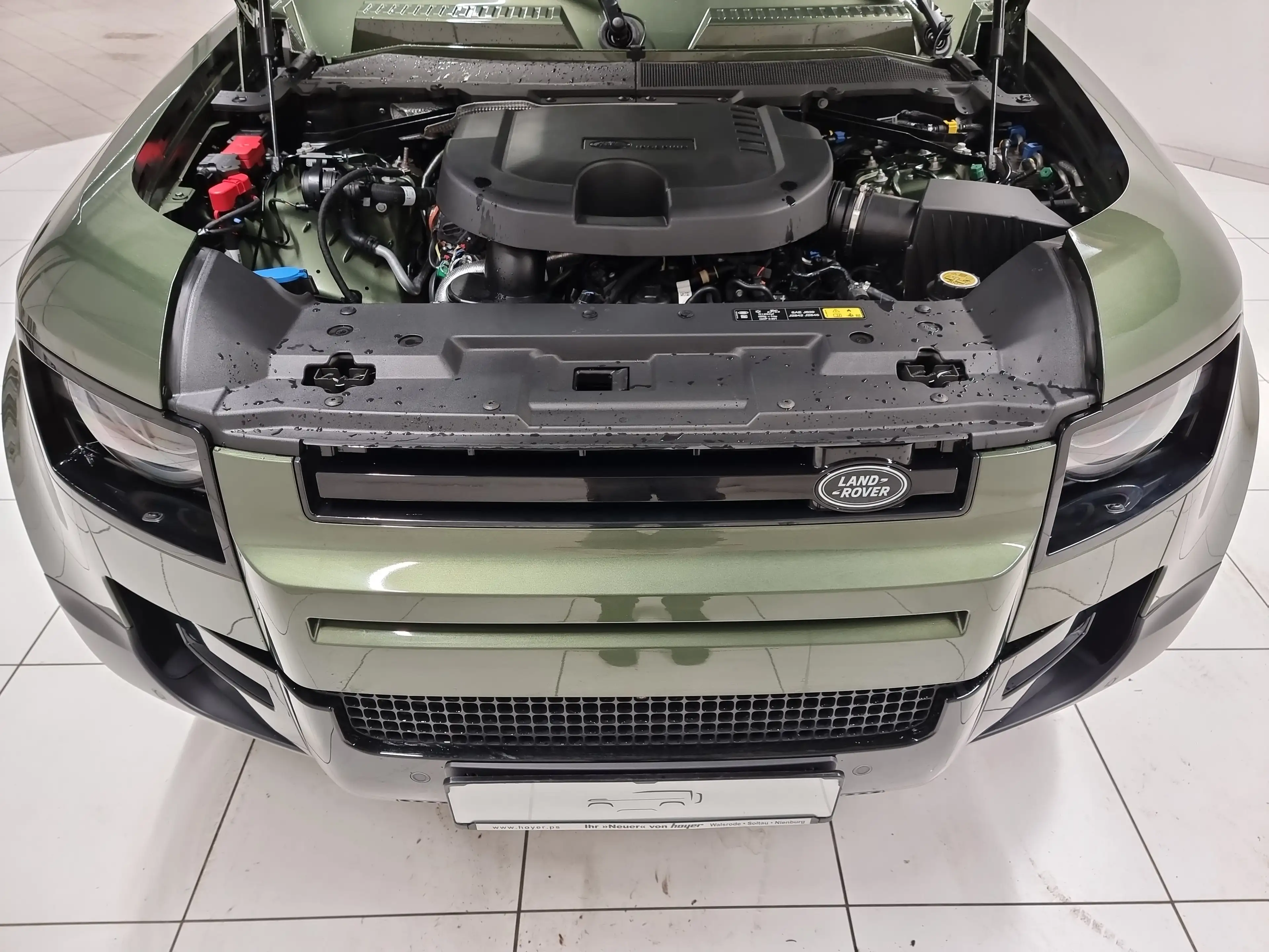 Land Rover Defender 90 Hard Top AHK Black Pack DAB LED — photo 12
