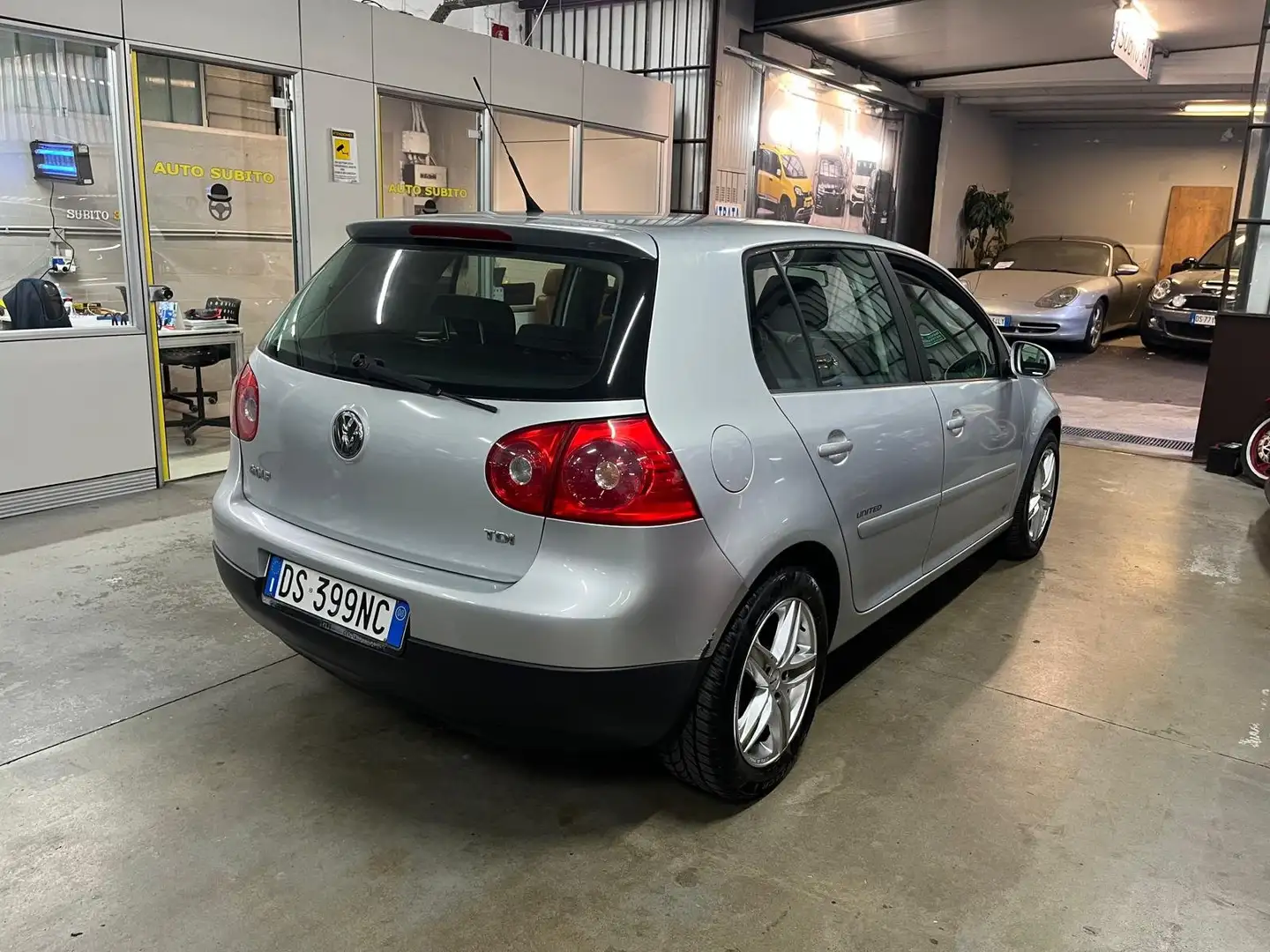 Volkswagen Golf 5p 1.9 Tdi United, tenuta molto bene!! Grigio - 2