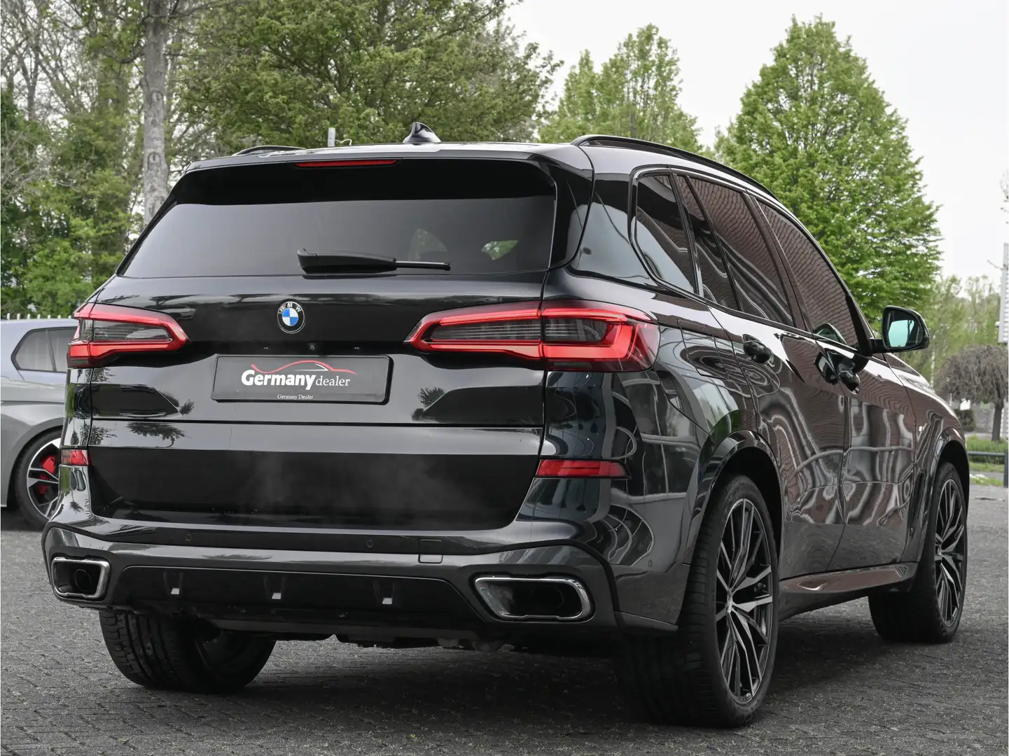 BMW X5 xDrive30d High Executive Comf-Zetels Head-Up 360-C Schwarz - 2