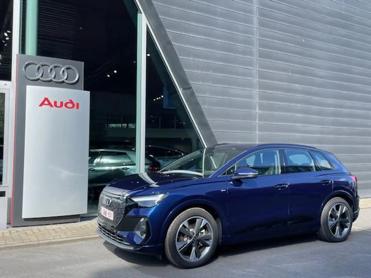 Audi Q4 e-tron Audi Q4 40 e-tron 150 kW Blauw - 1