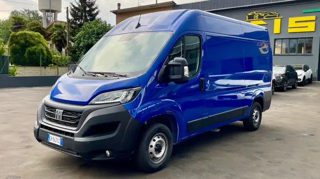 Fiat Ducato view 3