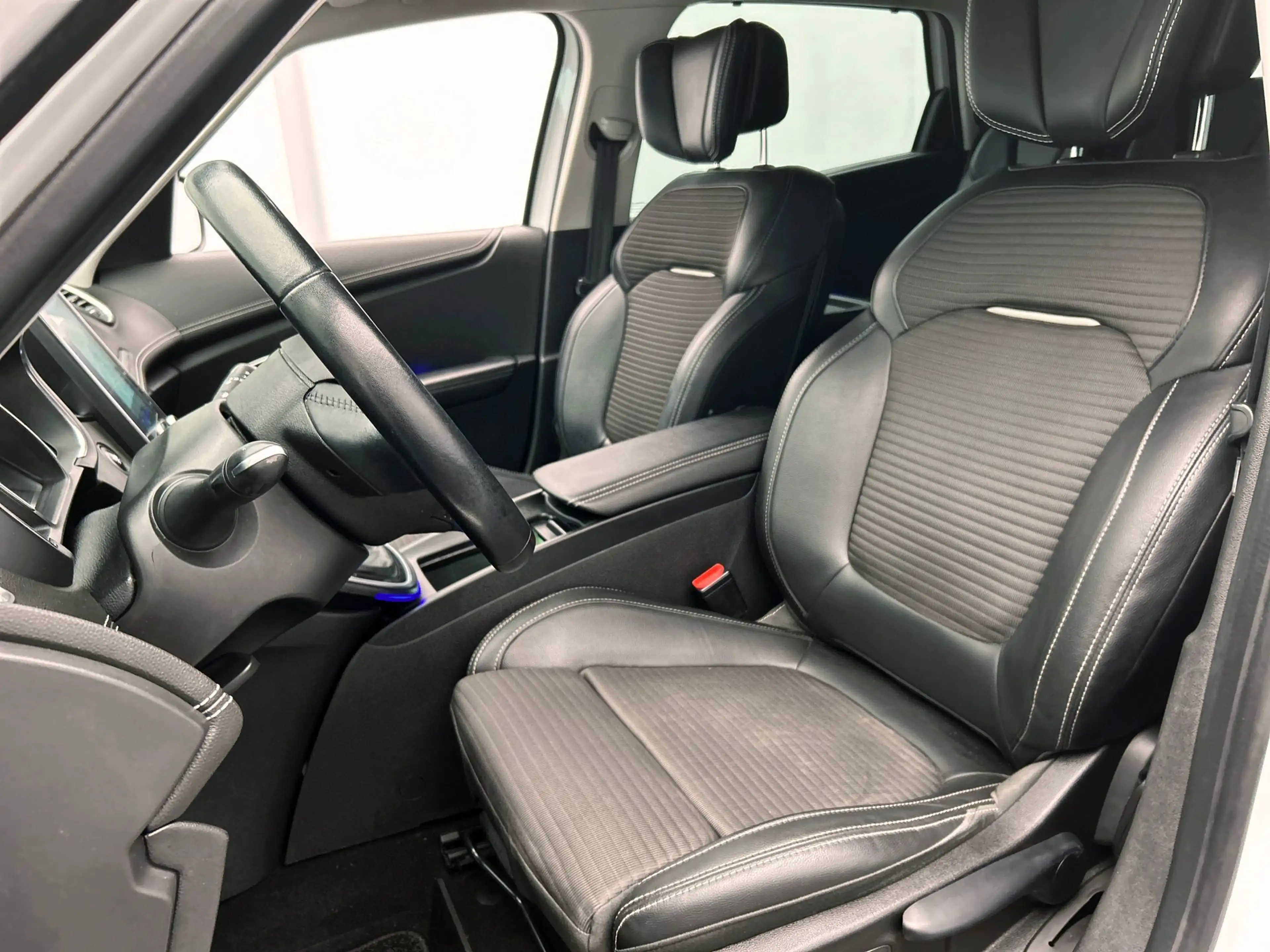Renault Scenic 1.2 TCe Intens | Trekhaak | Navigatie | Camera | S — photo 7