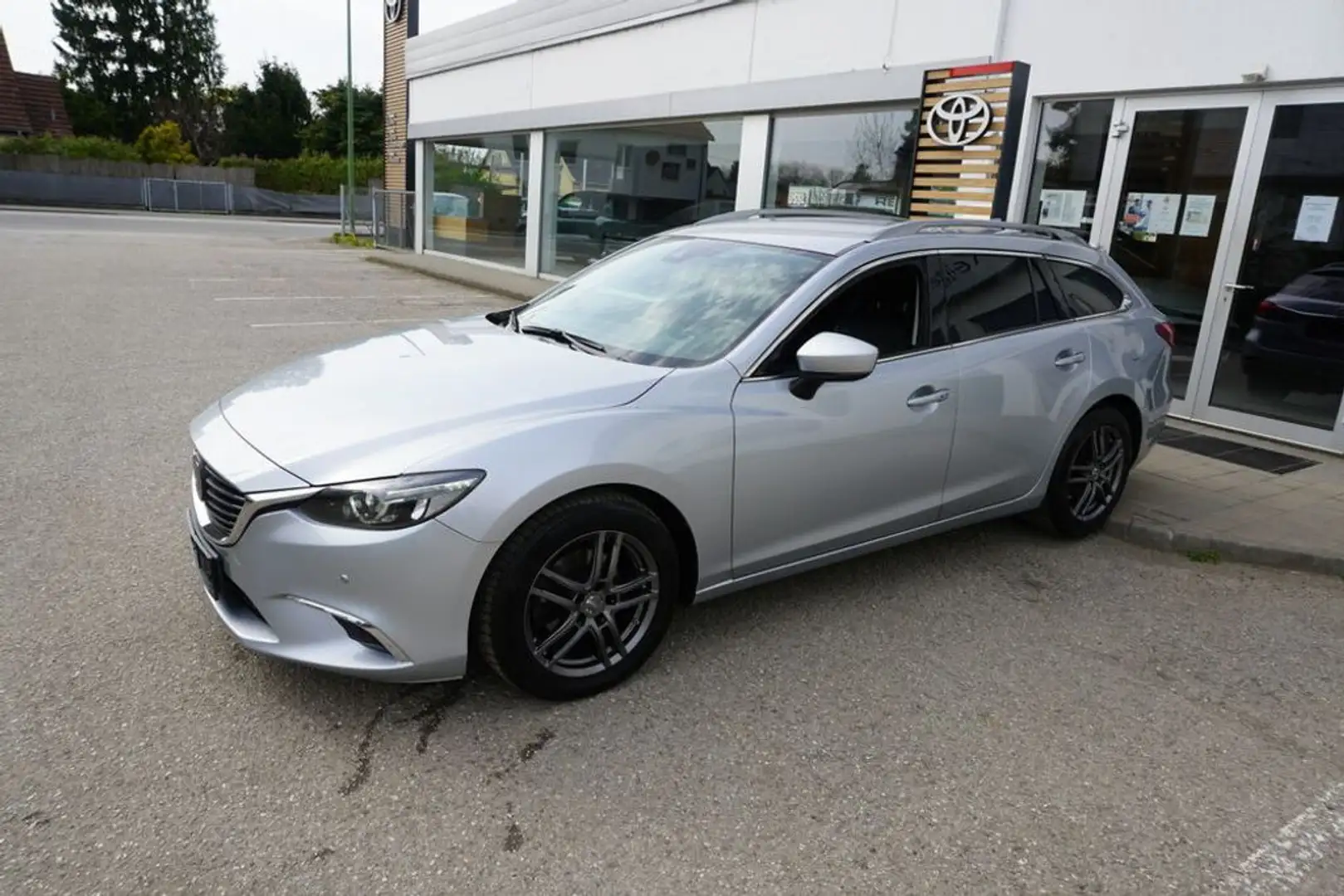 Mazda 6 Mazda 6 Sport Combi CD175 Revolution Top Aut. Silber - 2