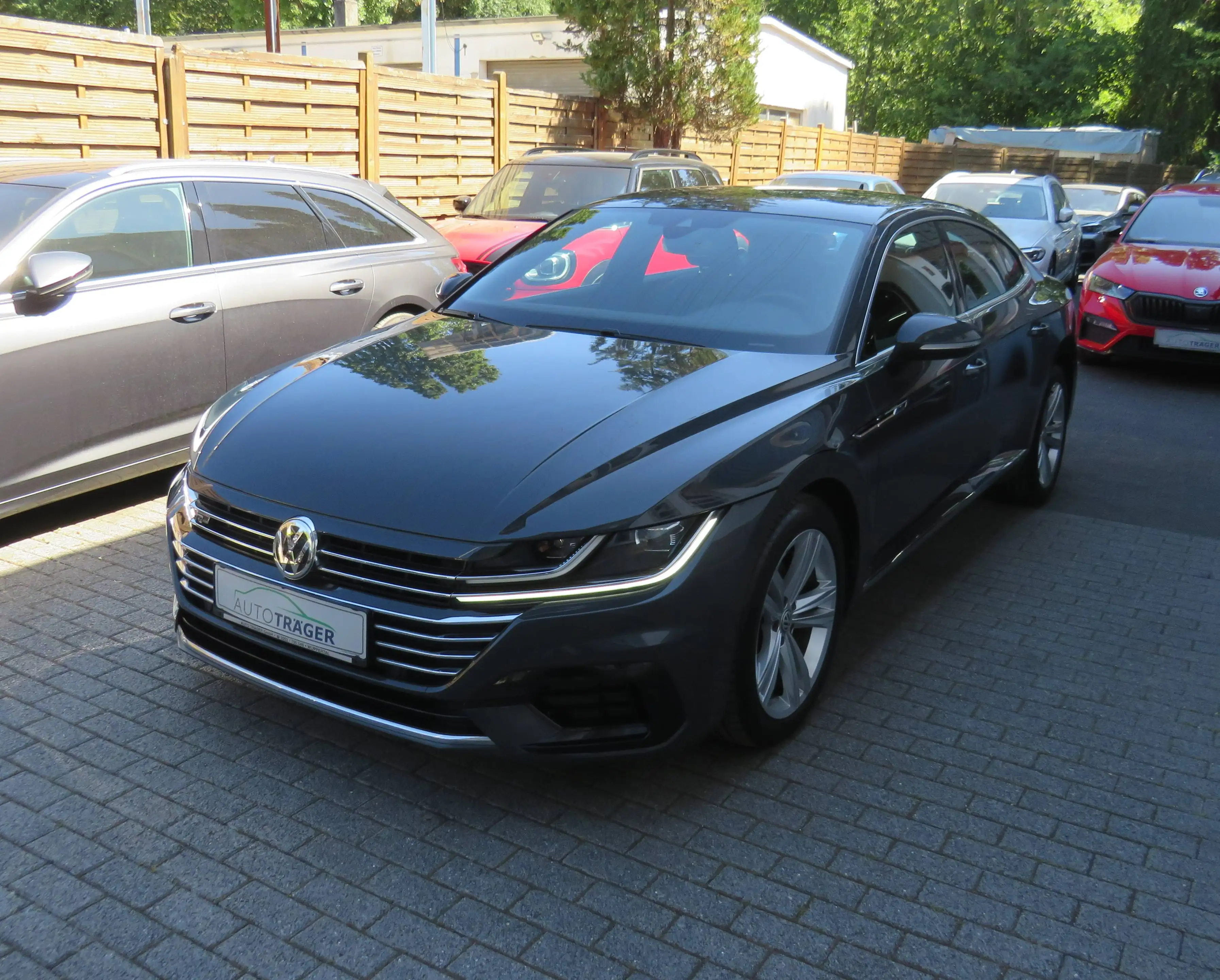 Volkswagen Arteon R-Line — photo 6