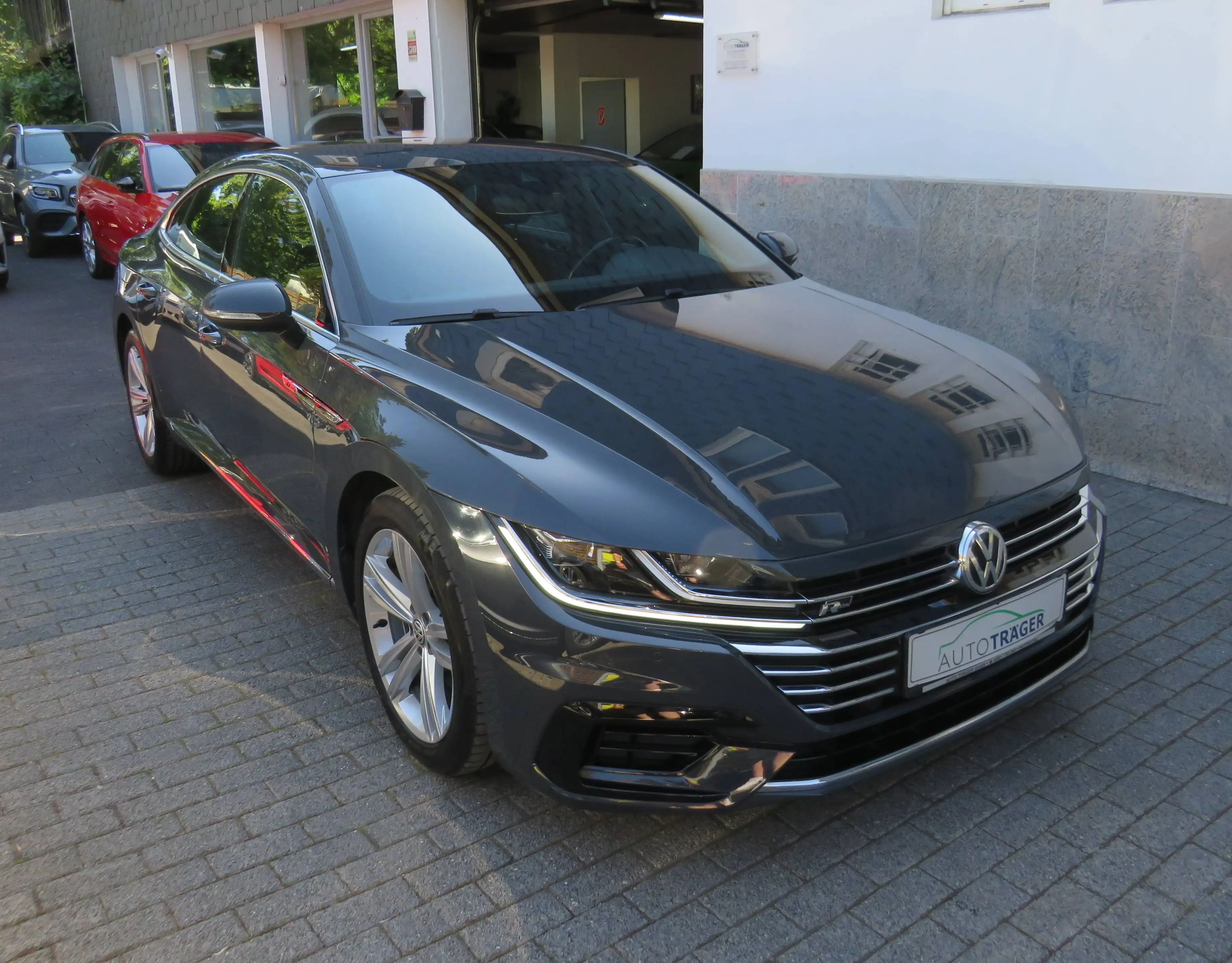 Volkswagen Arteon R-Line — photo 11