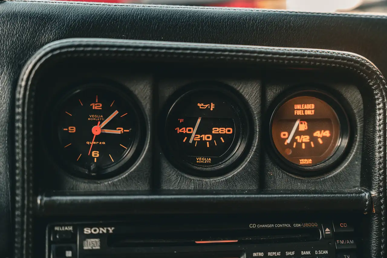 Ferrari 328 GTS, foto 11