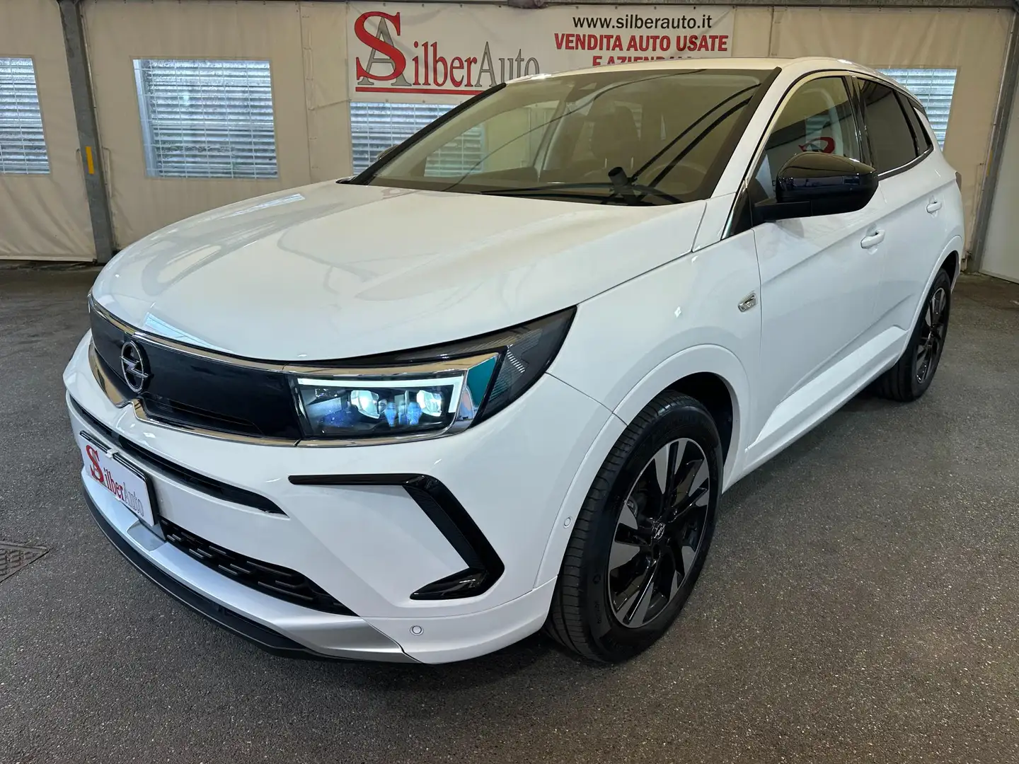 Opel Grandland X 1.5 ecotec Business Elegance s&s 130cv at8 Bianco - 1
